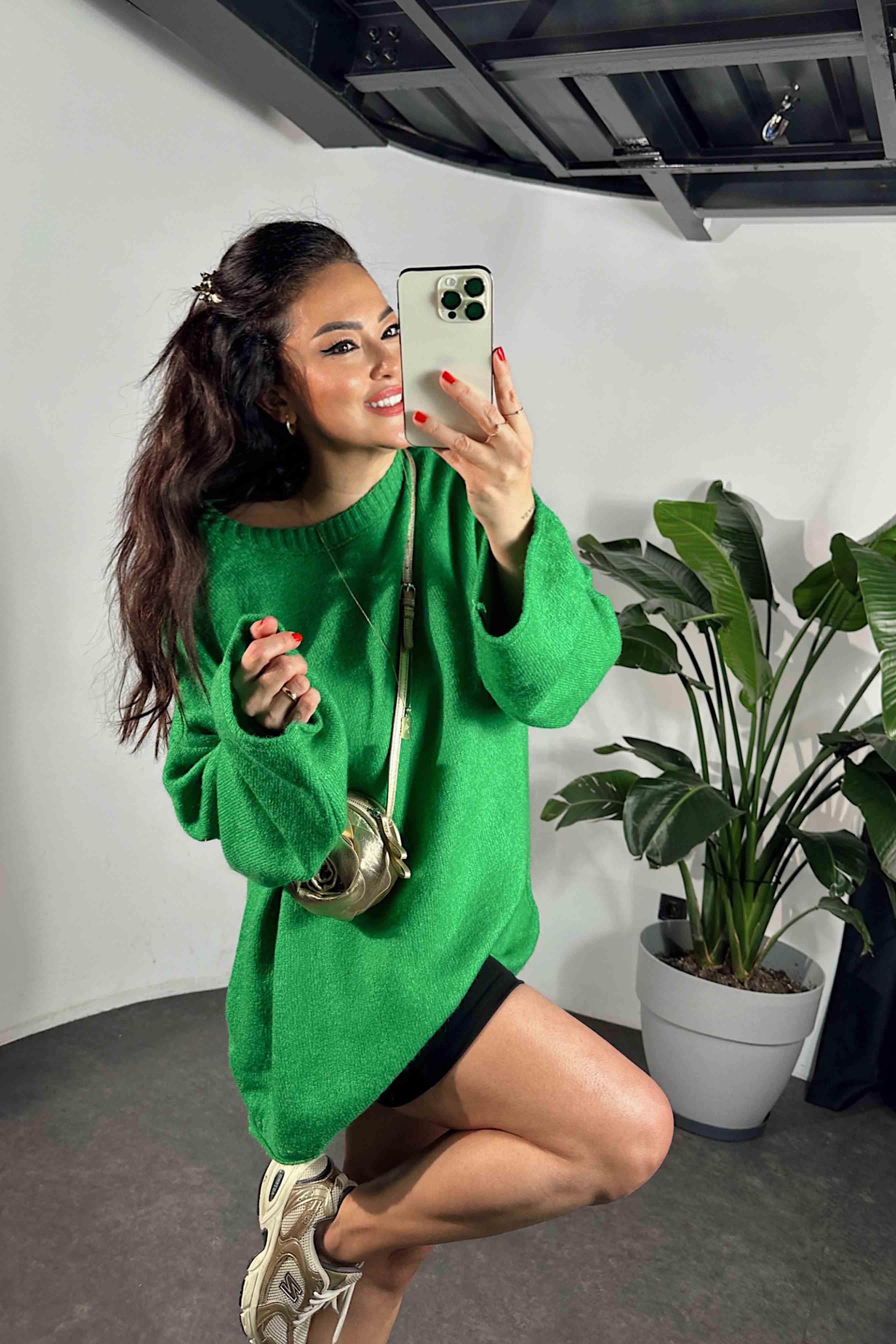 Geniş Kol Basic Yumoş Salaş Kazak Yeşil