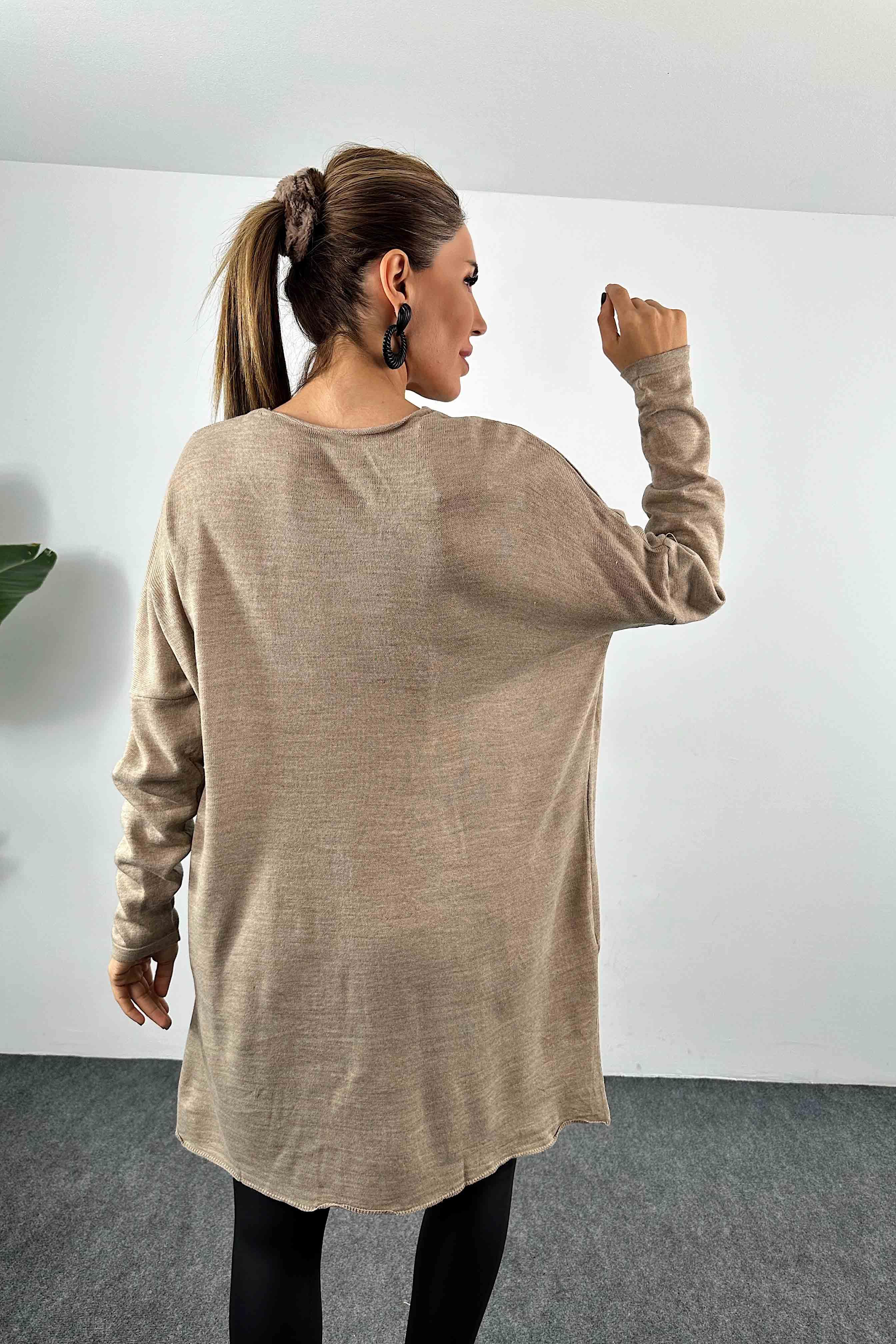 Kabartma Desenli Oversize Triko Bluz Vizon · 3