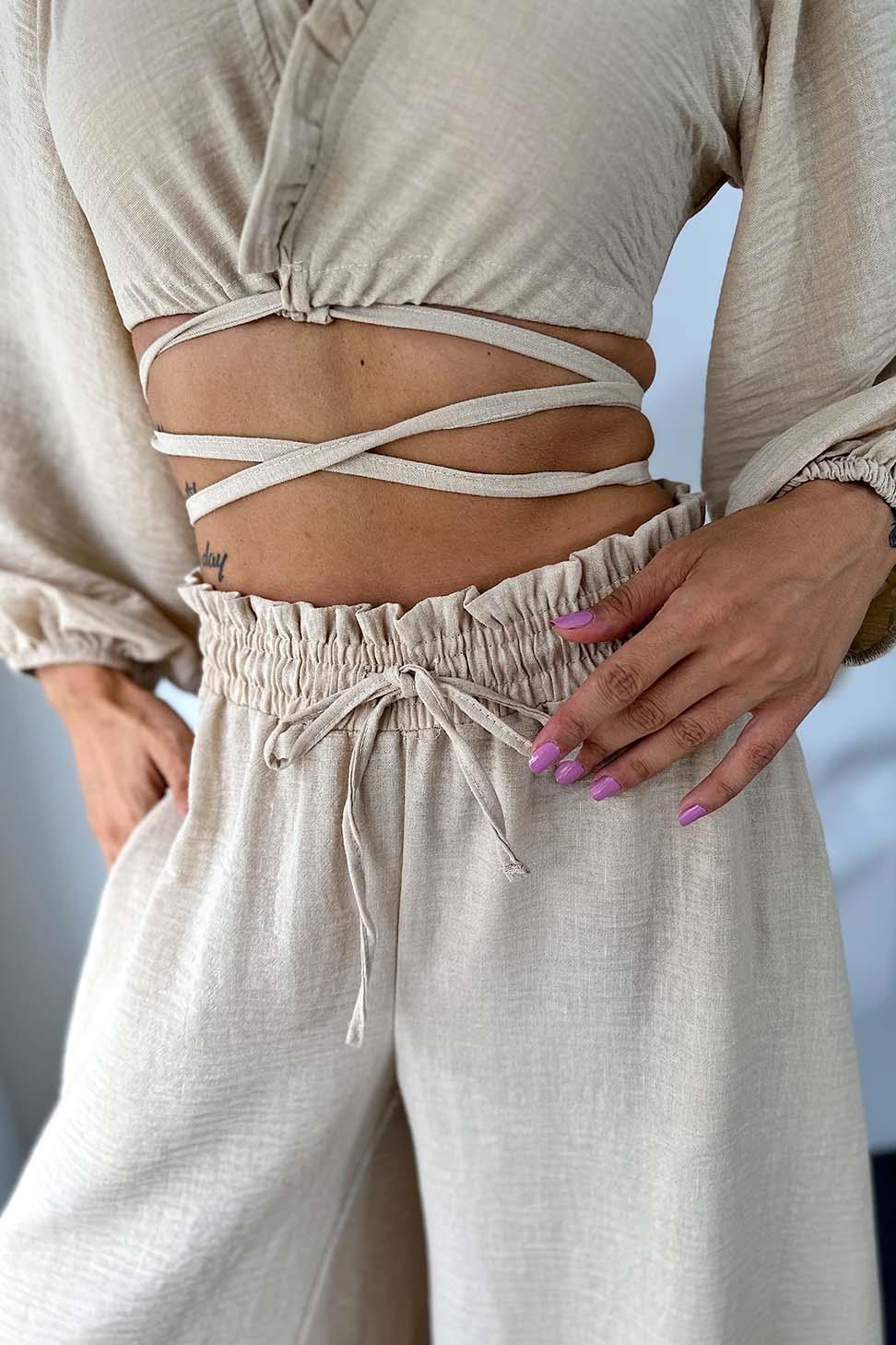 Keten Kumaş Fırfır Yaka Crop Geniş Paça Pantolon Kadın Takım Bej · 2