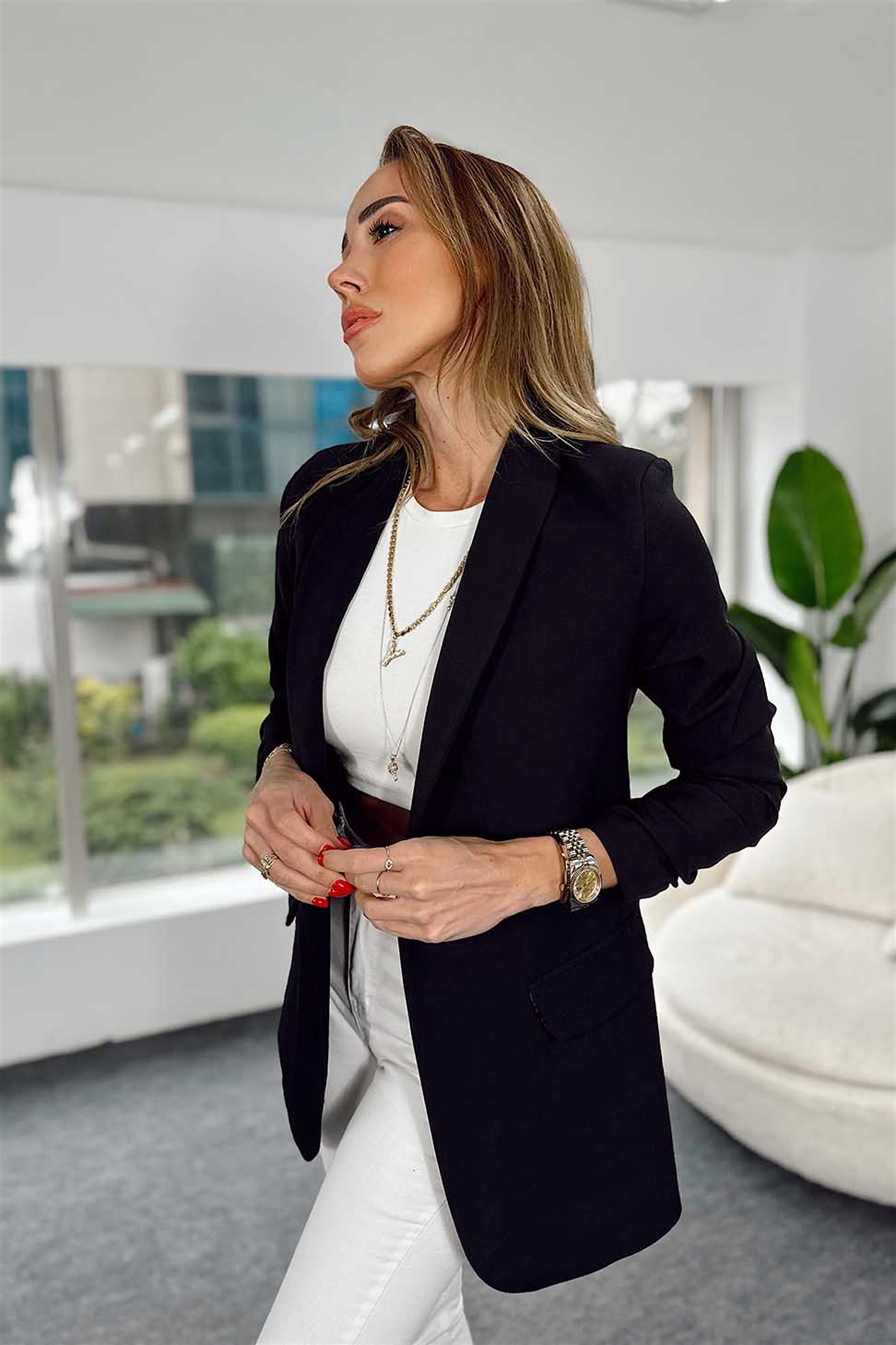 Kolu Büzgü Detay Slim Fit Blazer Ceket Siyah