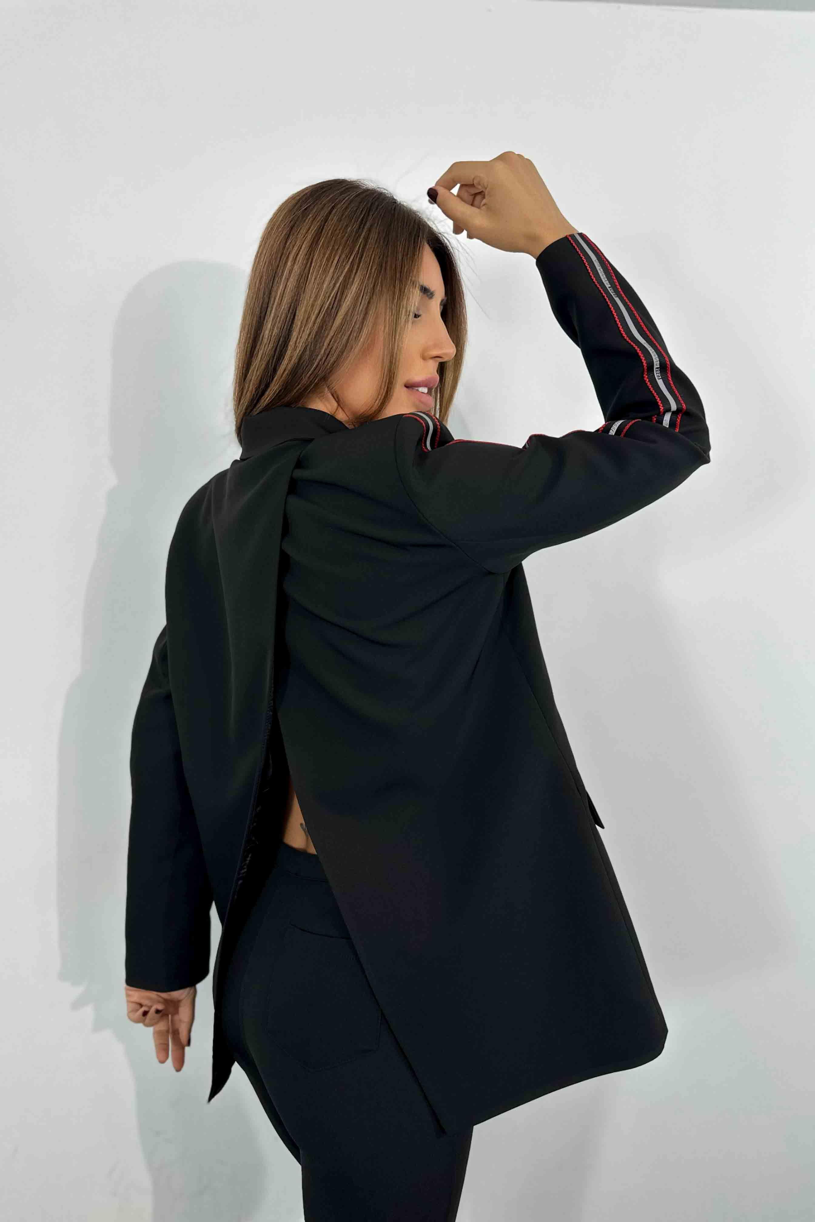 Krep Kumaş Sırtı Yırtmaçlı Şerit Detay Blazer Ceket Siyah · 6