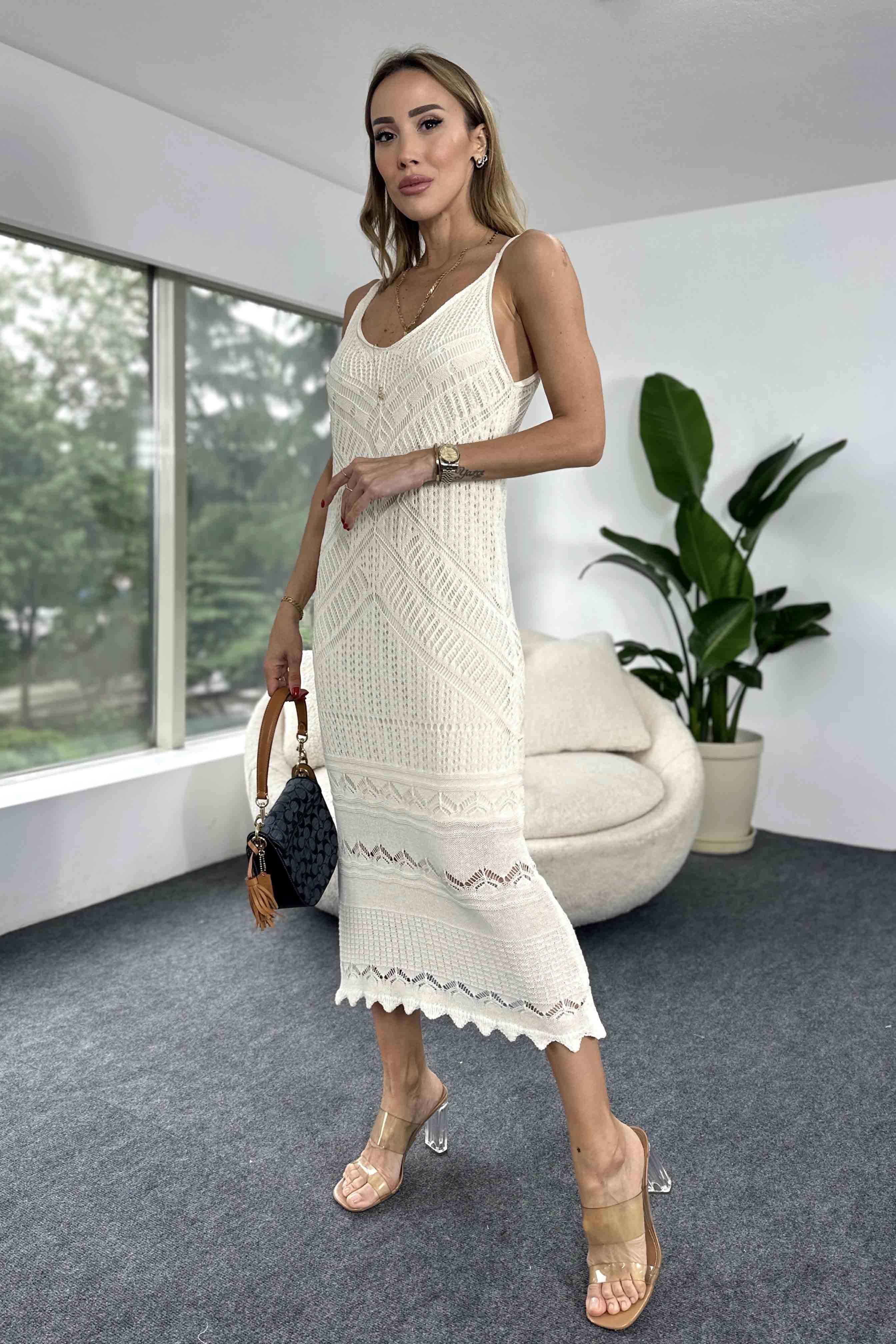 Lüks Kalite Ajurlu Tasarım Örme Elbise Ekru