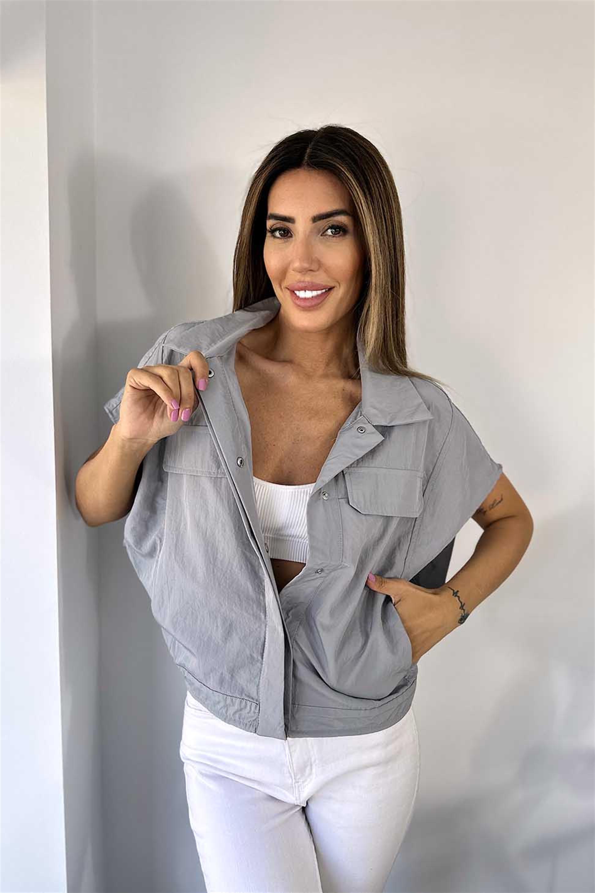 Lüks Kalite Çıt Çıtlı Cep Detaylı Kadın Gömlek Gri