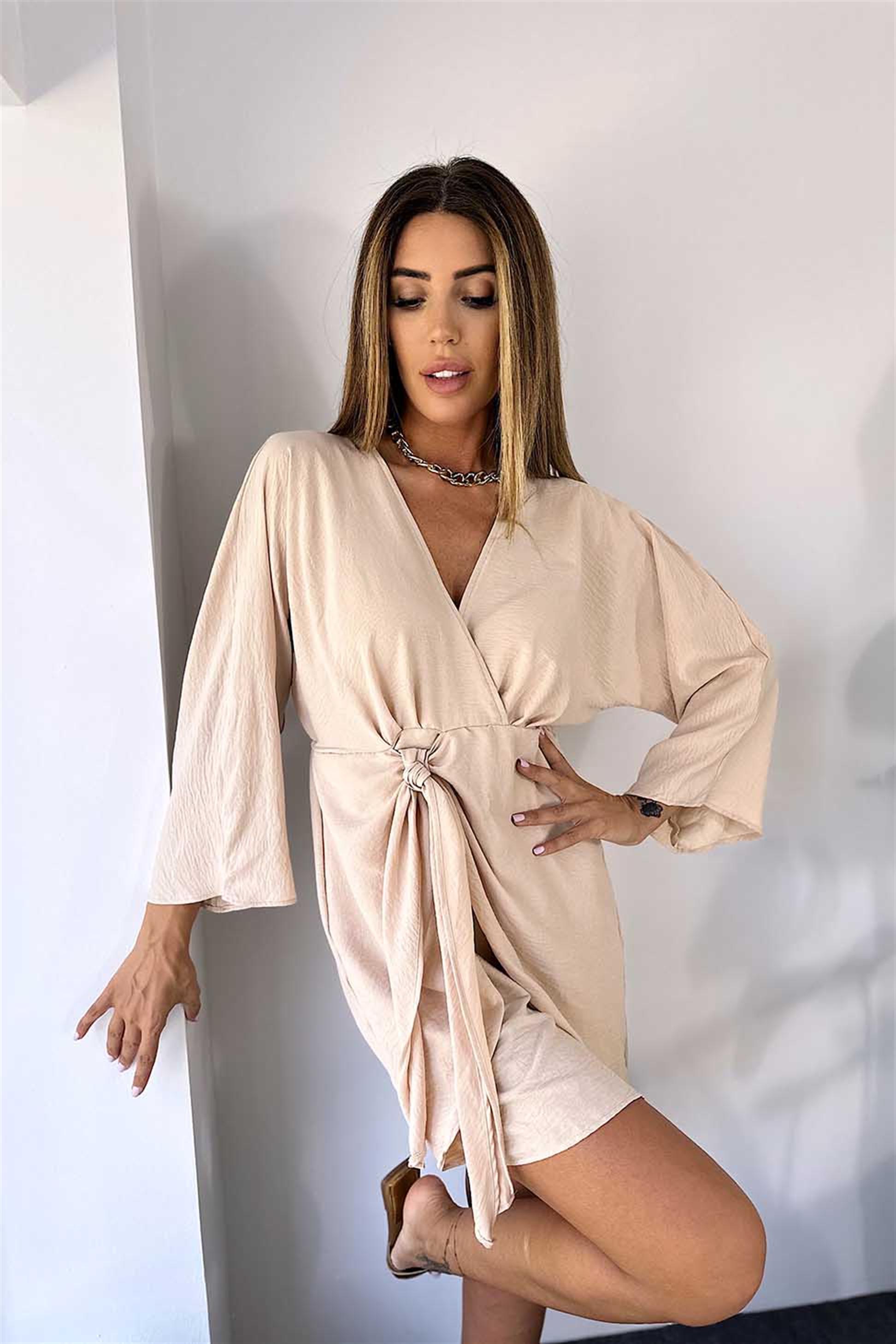 Lüks Kalite Kruvaze Yaka Kendinden Kuşak Bağlamalı Elbise Taş