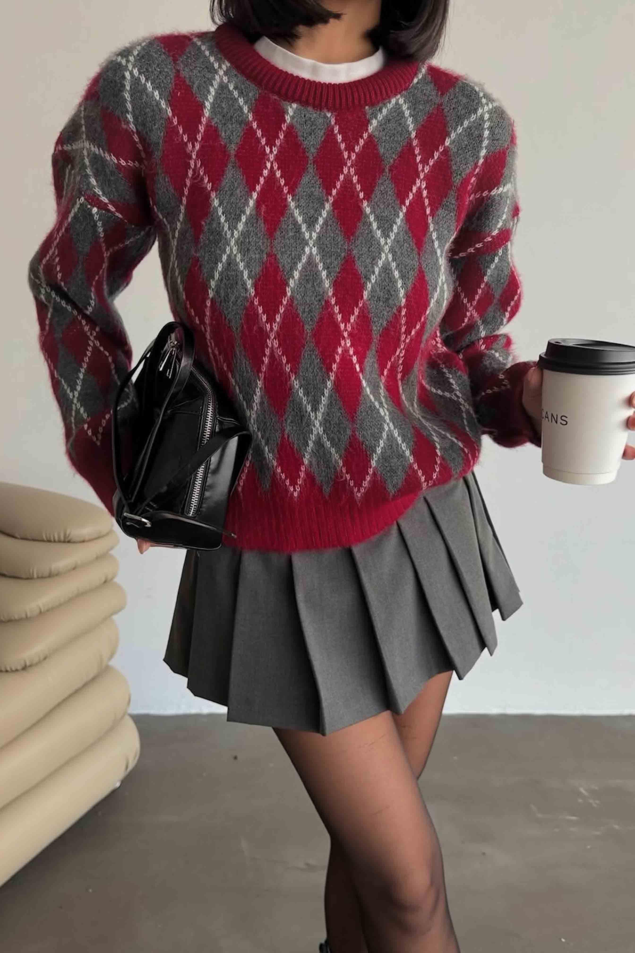 Marka Model Bisiklet Yaka Baklava Desen Kazak Bordo