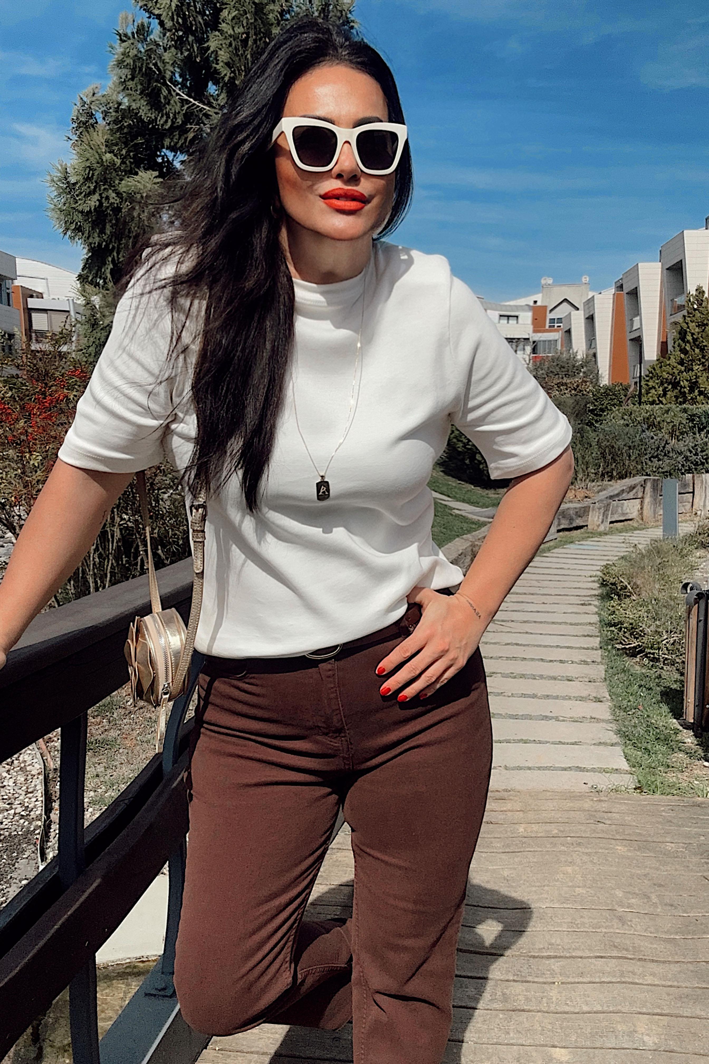 Marka Model Bisiklet Yaka Basic Bluz Ekru