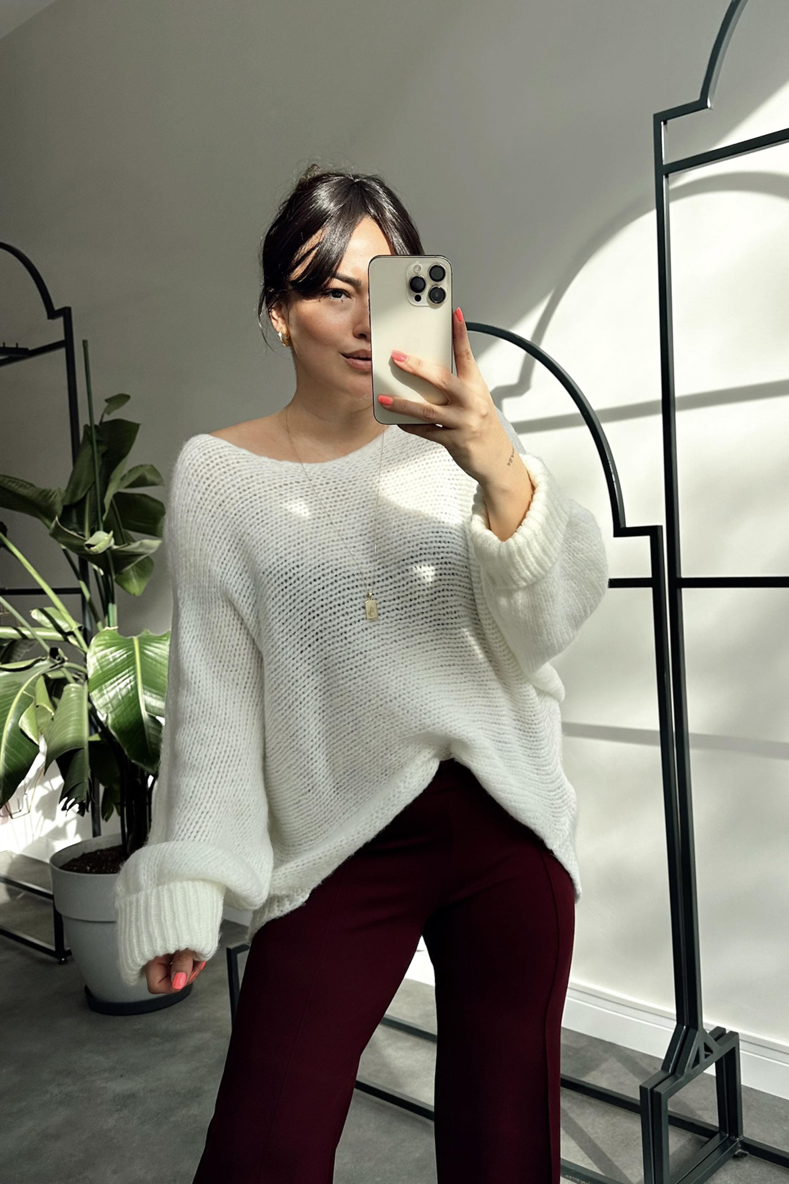 Marka Model Kayık Yaka Duble Kol Yumoş Örme Kazak Ekru