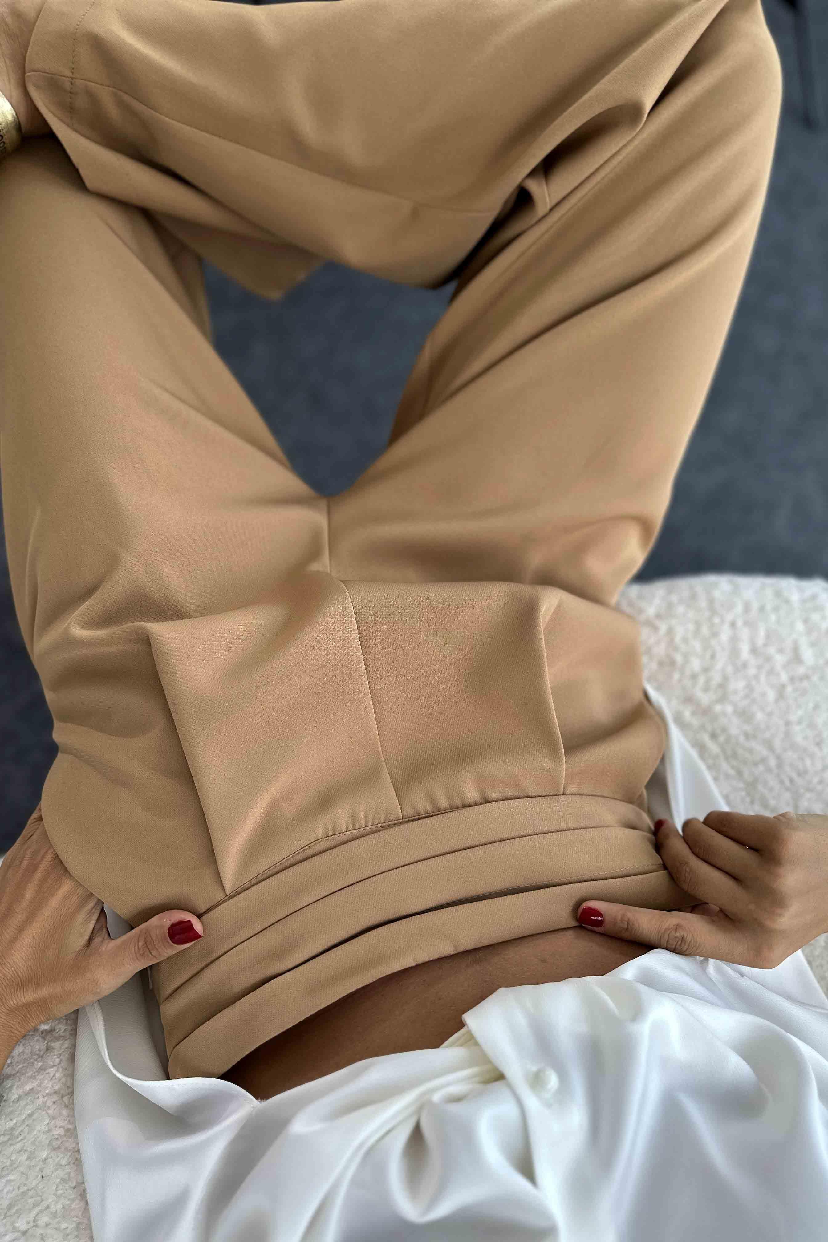Marka Model Krep Kumaş Beli Pileli Tasarım Palazzo Pantolon Camel · 7