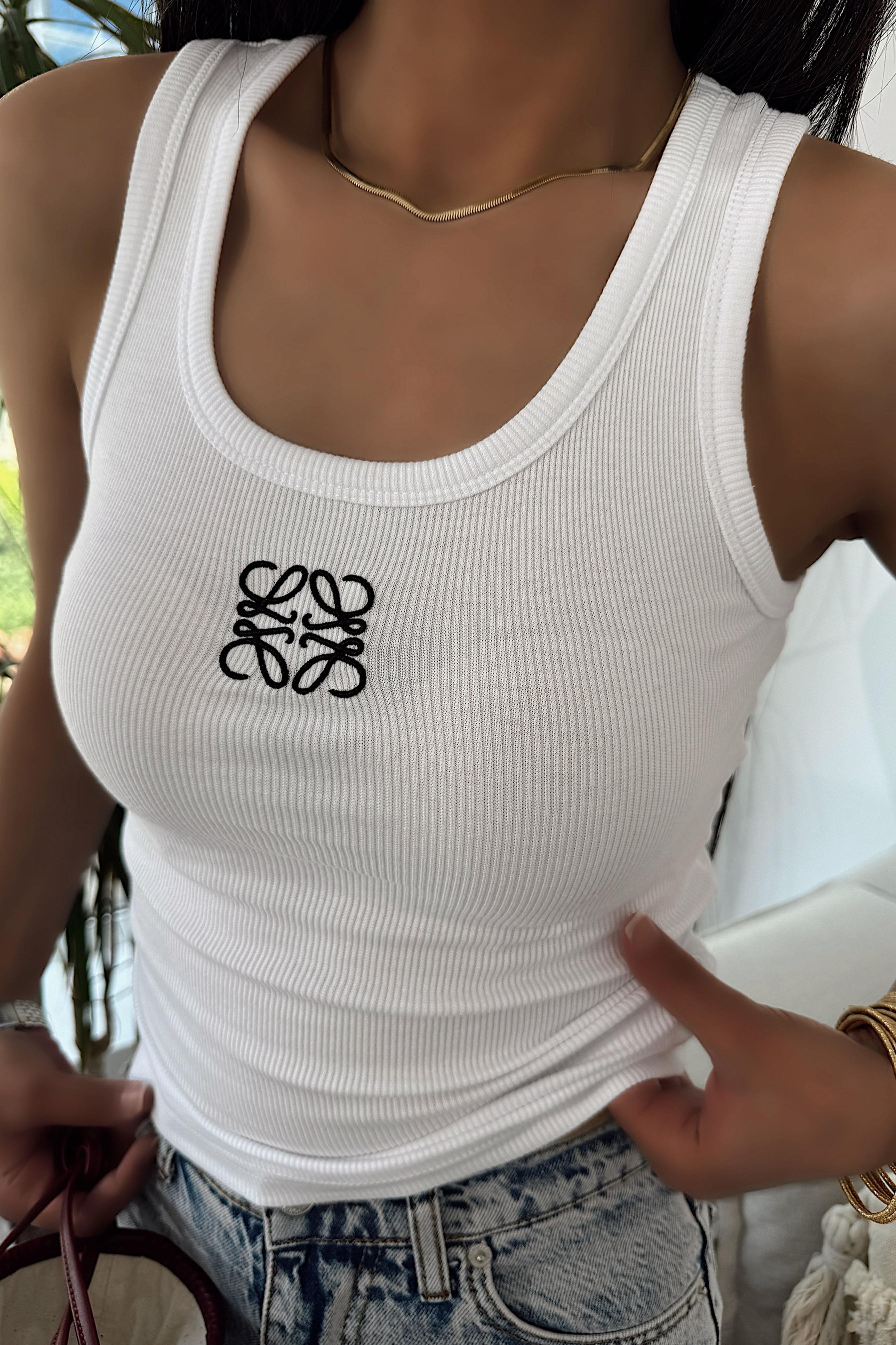 Marka Muadil Nakış İşleme Detaylı Fitilli Bluz Beyaz