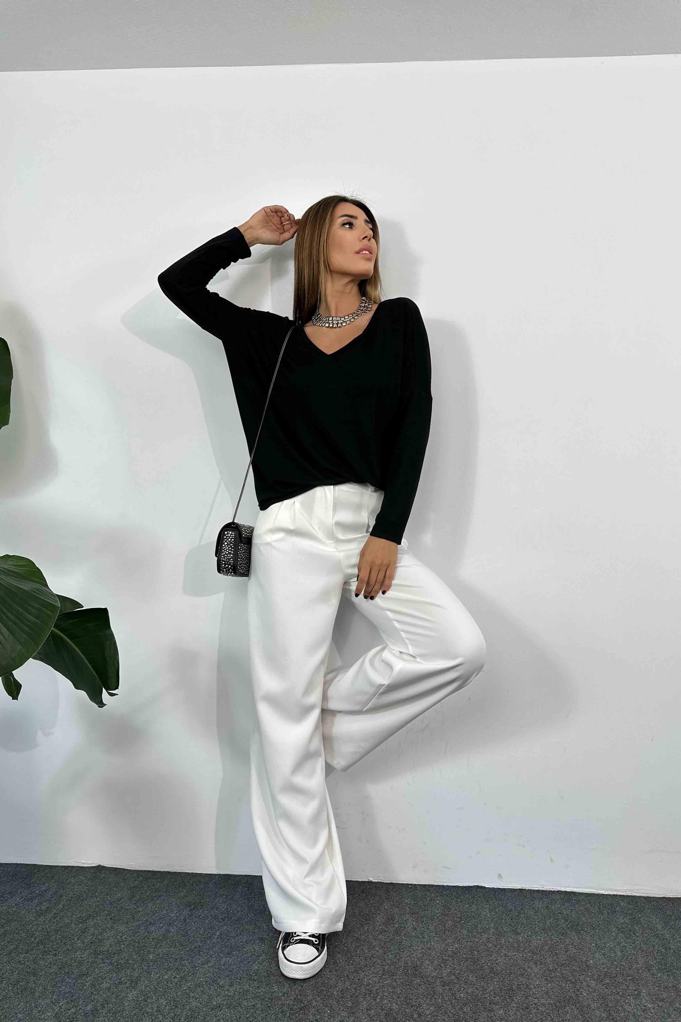 Ön Arka V Yaka Uzun Kollu Bluz Siyah