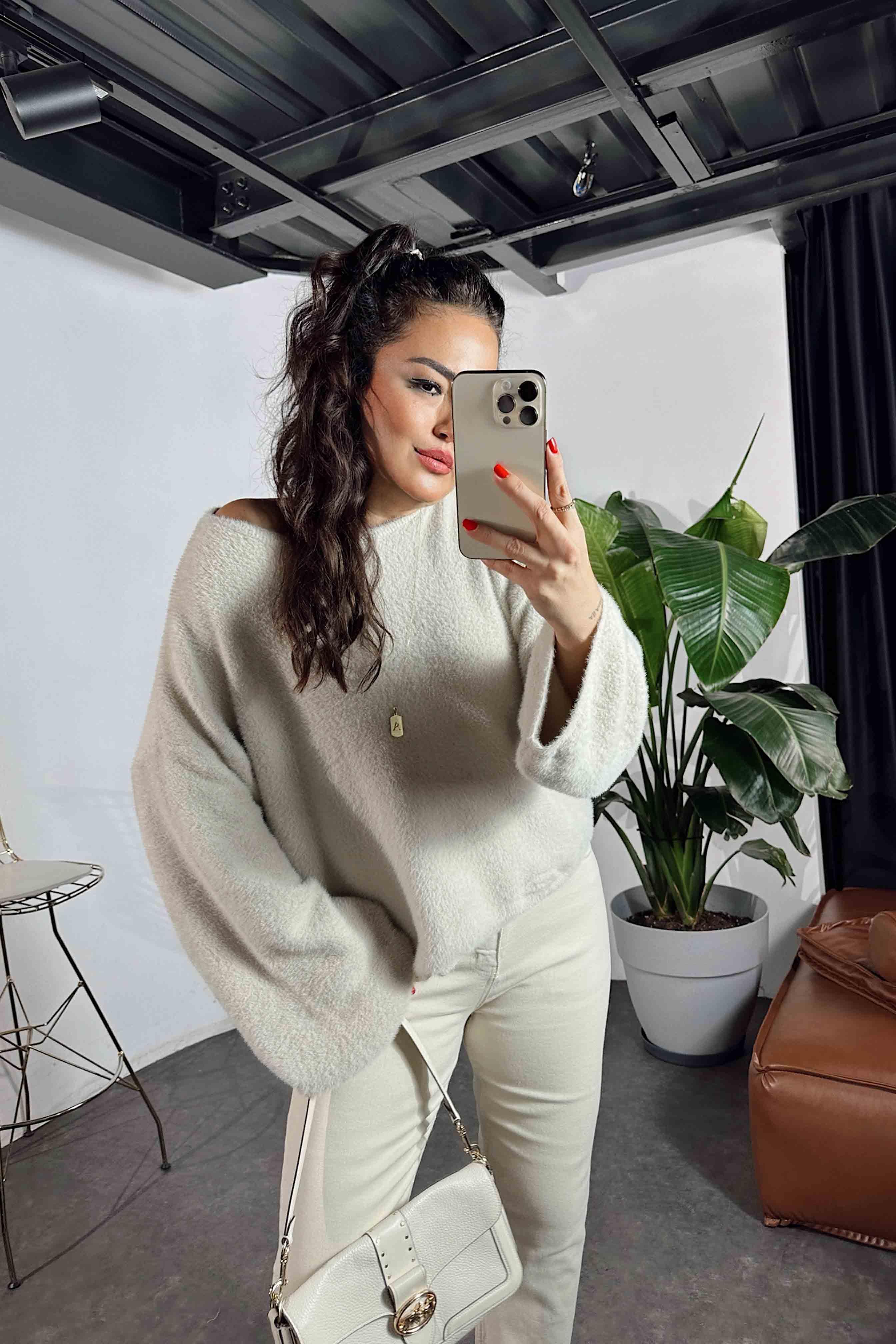 Orjinal Marka Geniş Kol Detay Sakallı Yumoş Kazak Taş