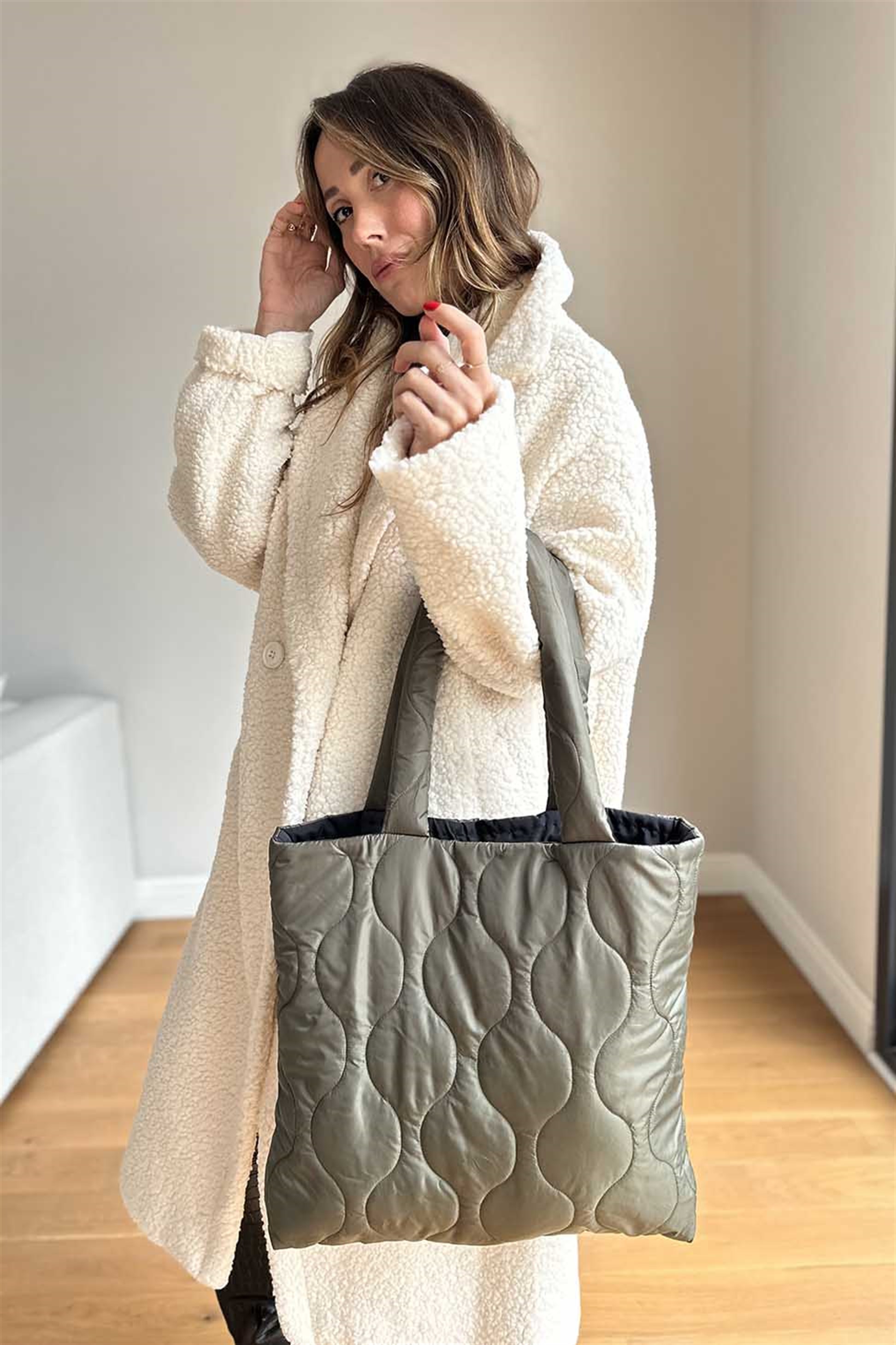 Oval Dikişli Tote Çanta Gri