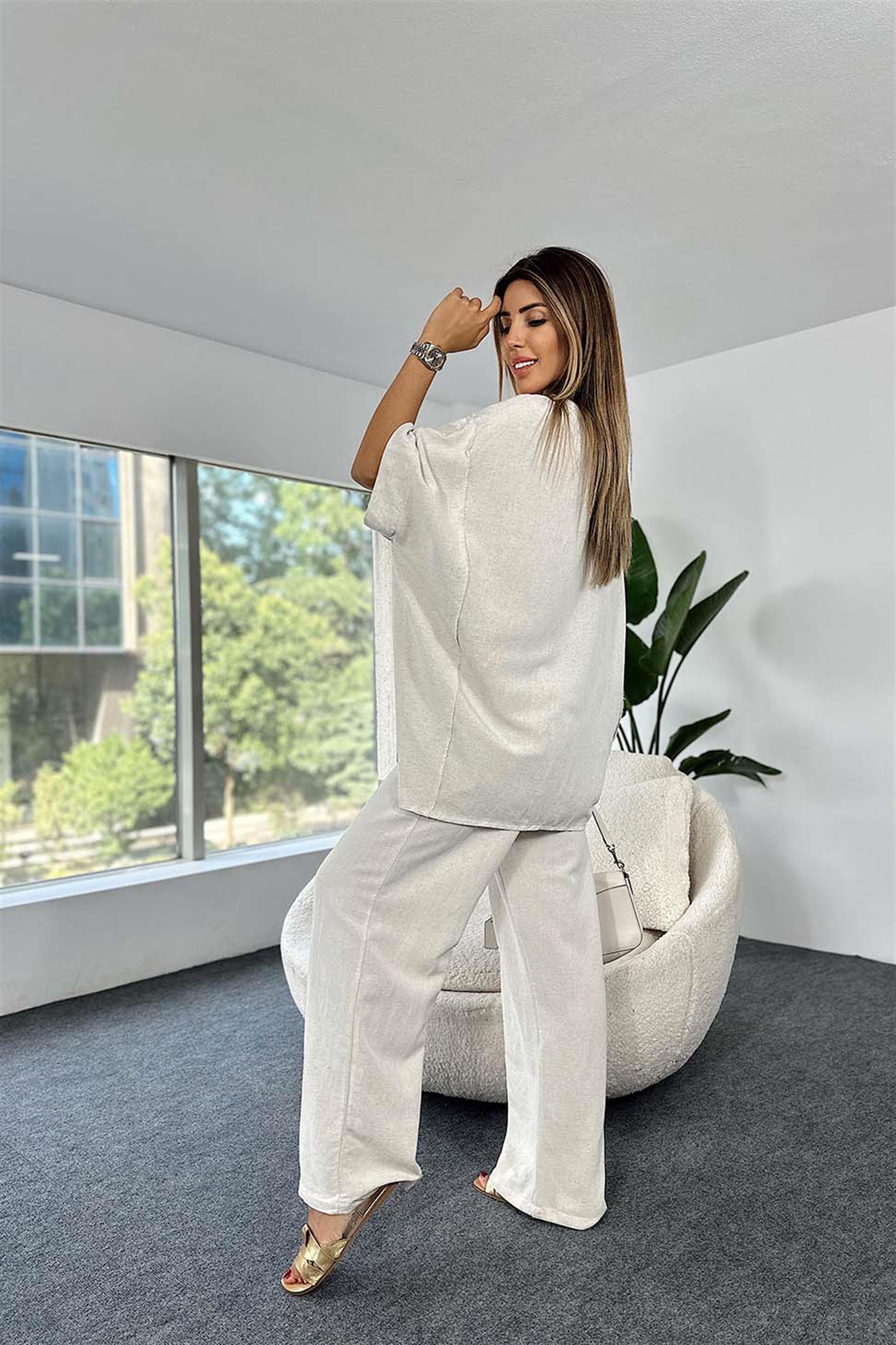 Premium Kalite Keten Dokulu Kumaş Kolyeli Oversize Kadın Takım Taş · 8