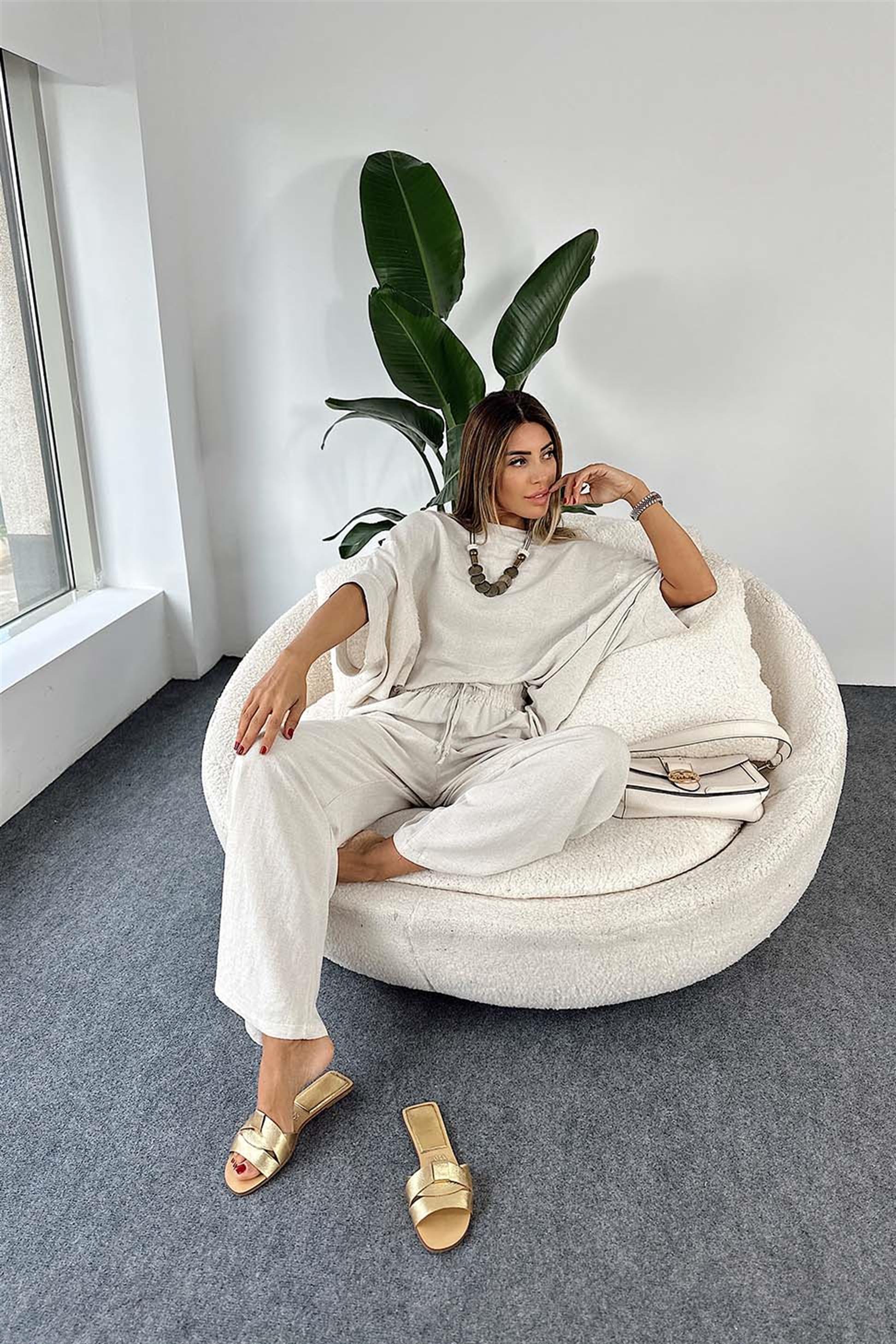 Premium Kalite Keten Dokulu Kumaş Kolyeli Oversize Kadın Takım Taş · 10