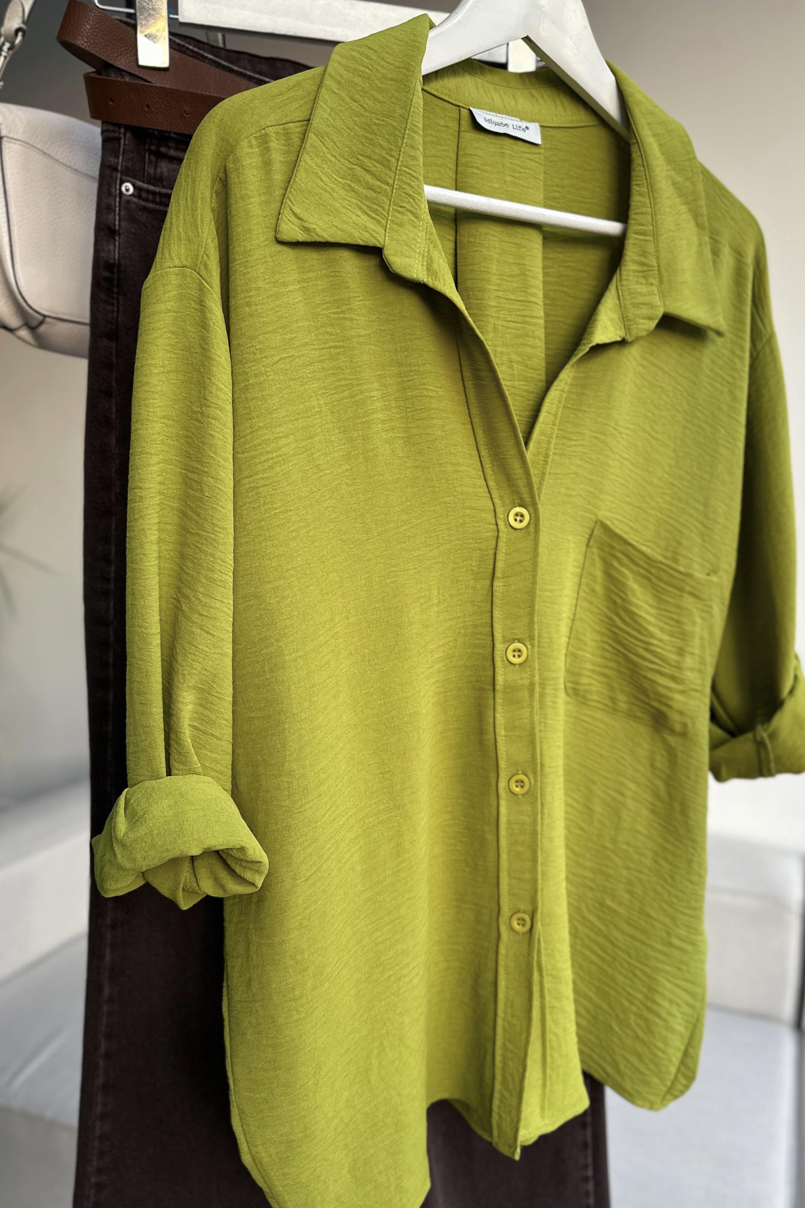 Premium Kalite Yumuşak Dokulu Cep Detaylı Oversize Gömlek Fıstık Yeşil