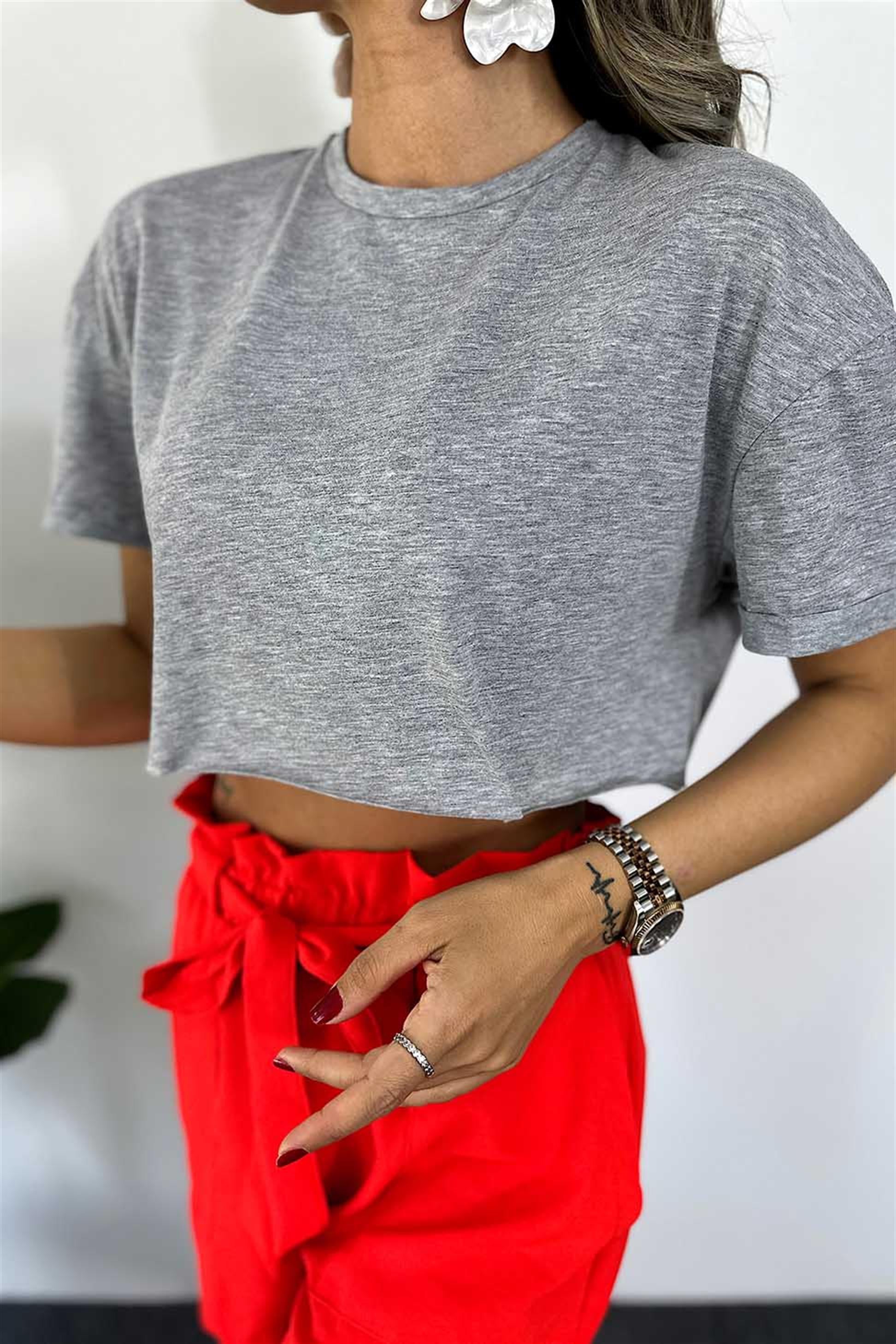 Pamuklu Lazer Kesim Crop Tişört Gri · 5