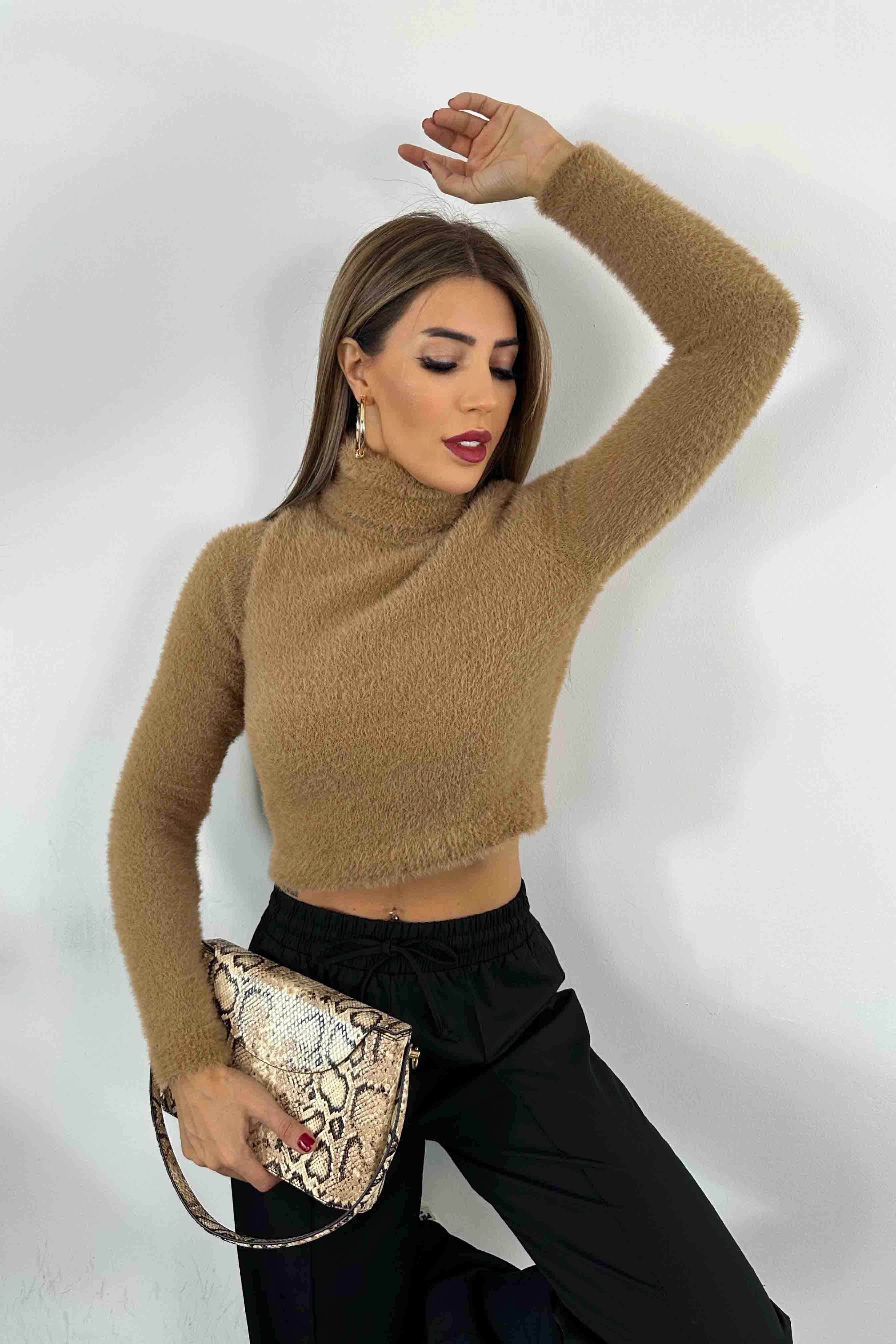 Sakallı Örme Balıkçı Yaka Crop Kazak Camel