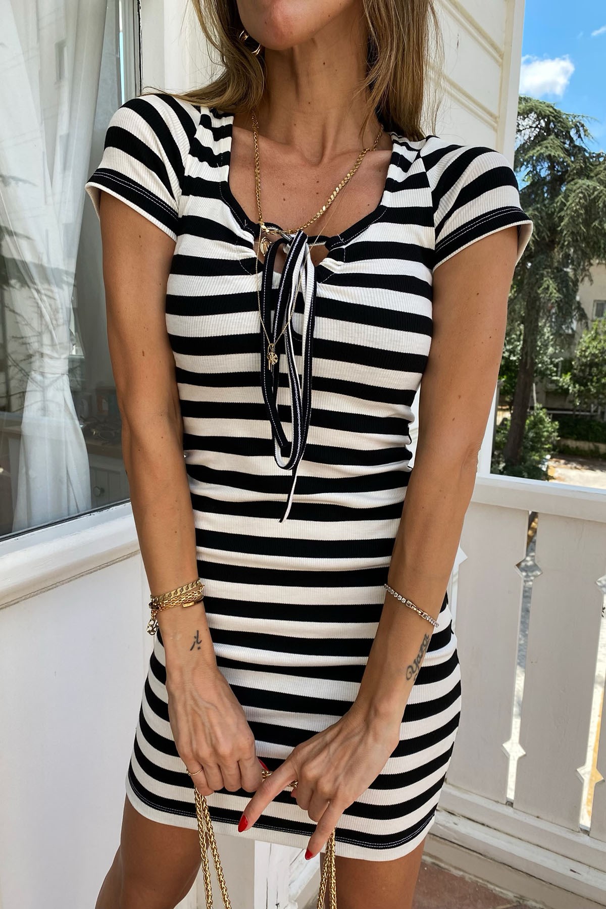 Siyah Beyaz Çizgili Triko Elbise