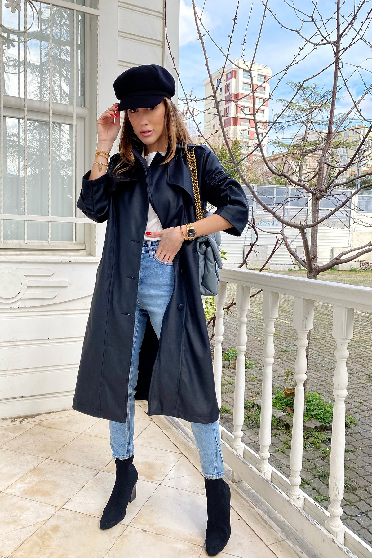 Siyah Deri Tasarım Trenchcoat · 9