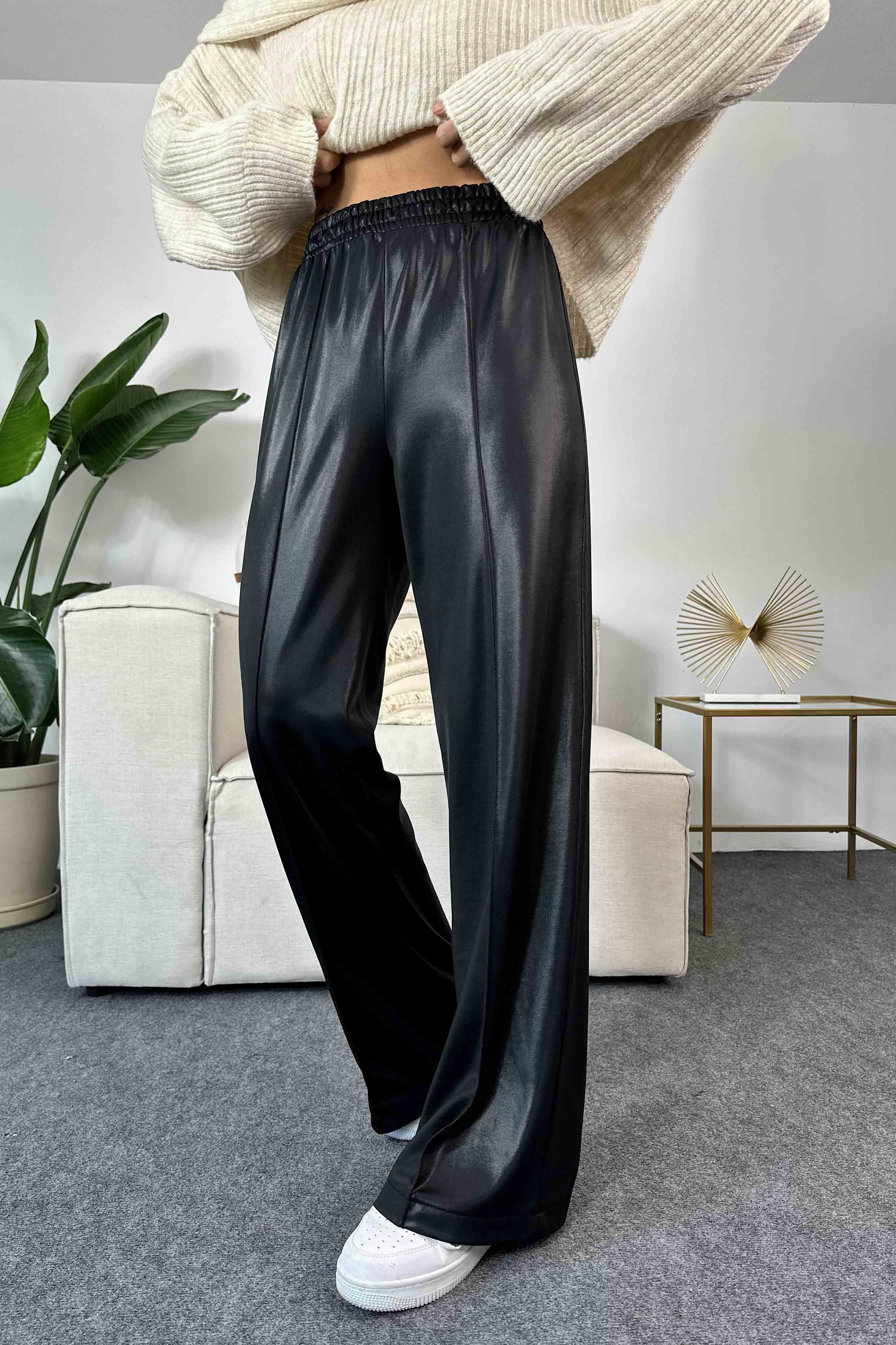 Varaklı Çimalı Salaş Pantolon Siyah