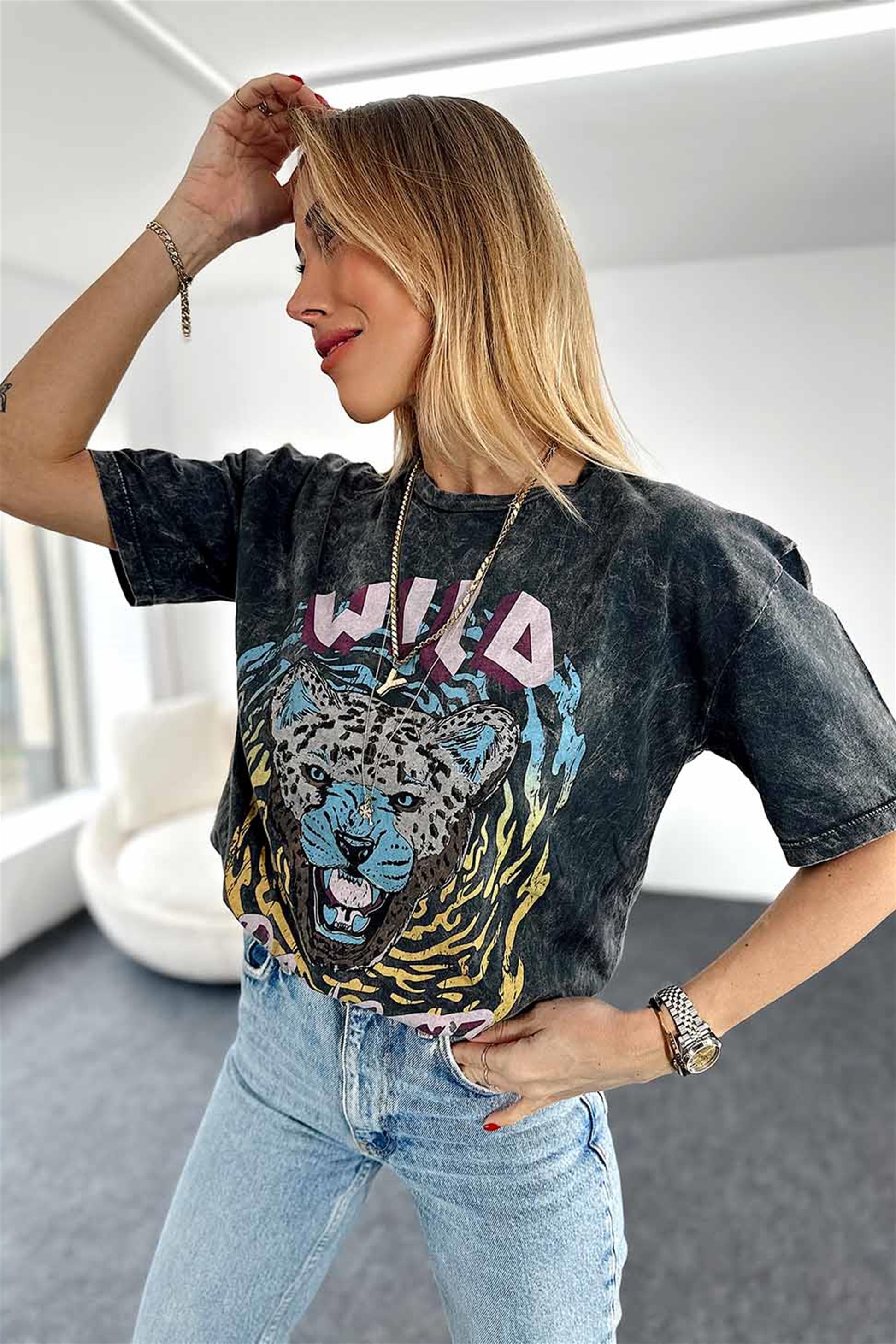 Wild Leopar Baskılı Yıkamalı Tişört Antrasit
