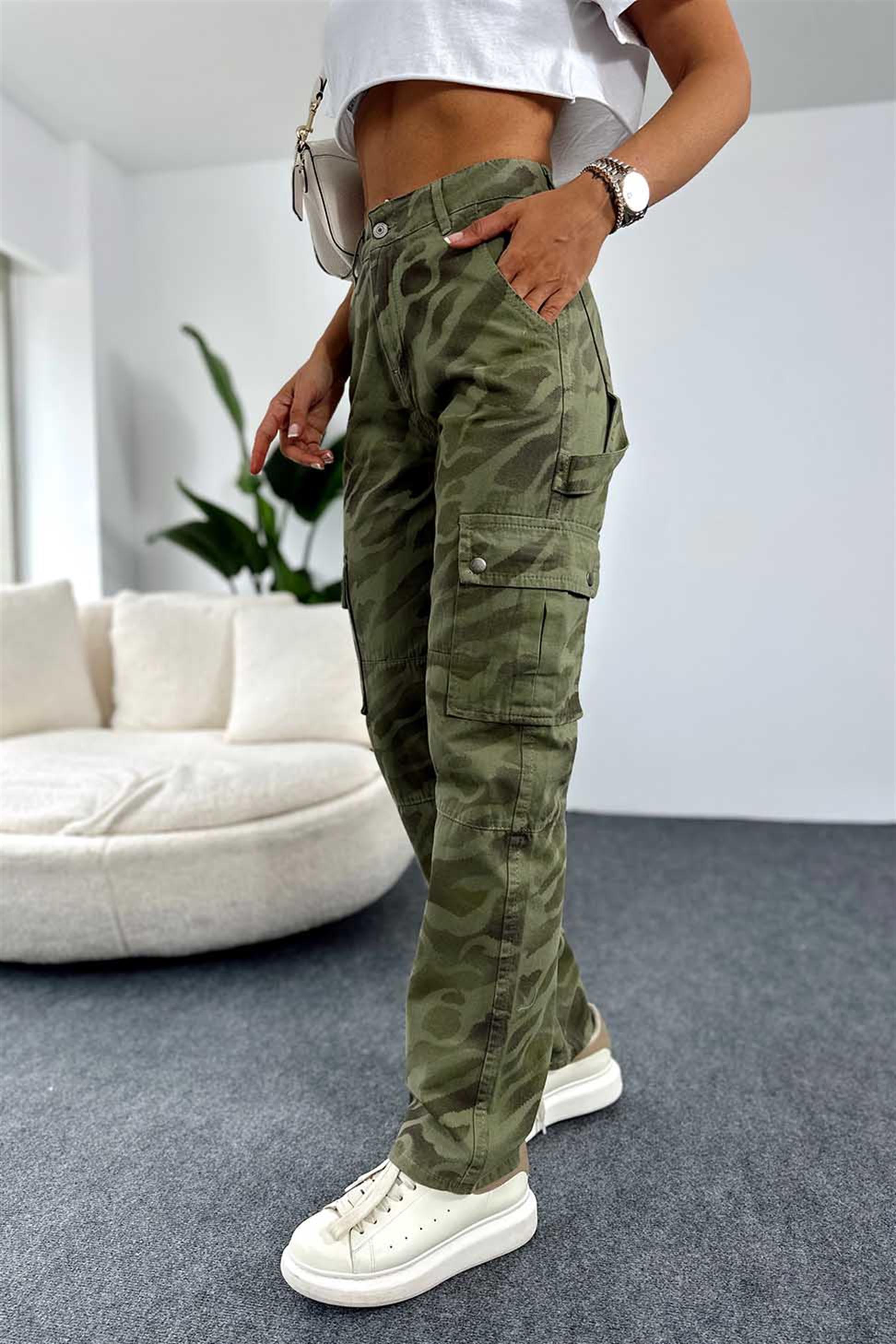 Yüksek Bel Boru Paça Kadın Kargo Pantolon Haki