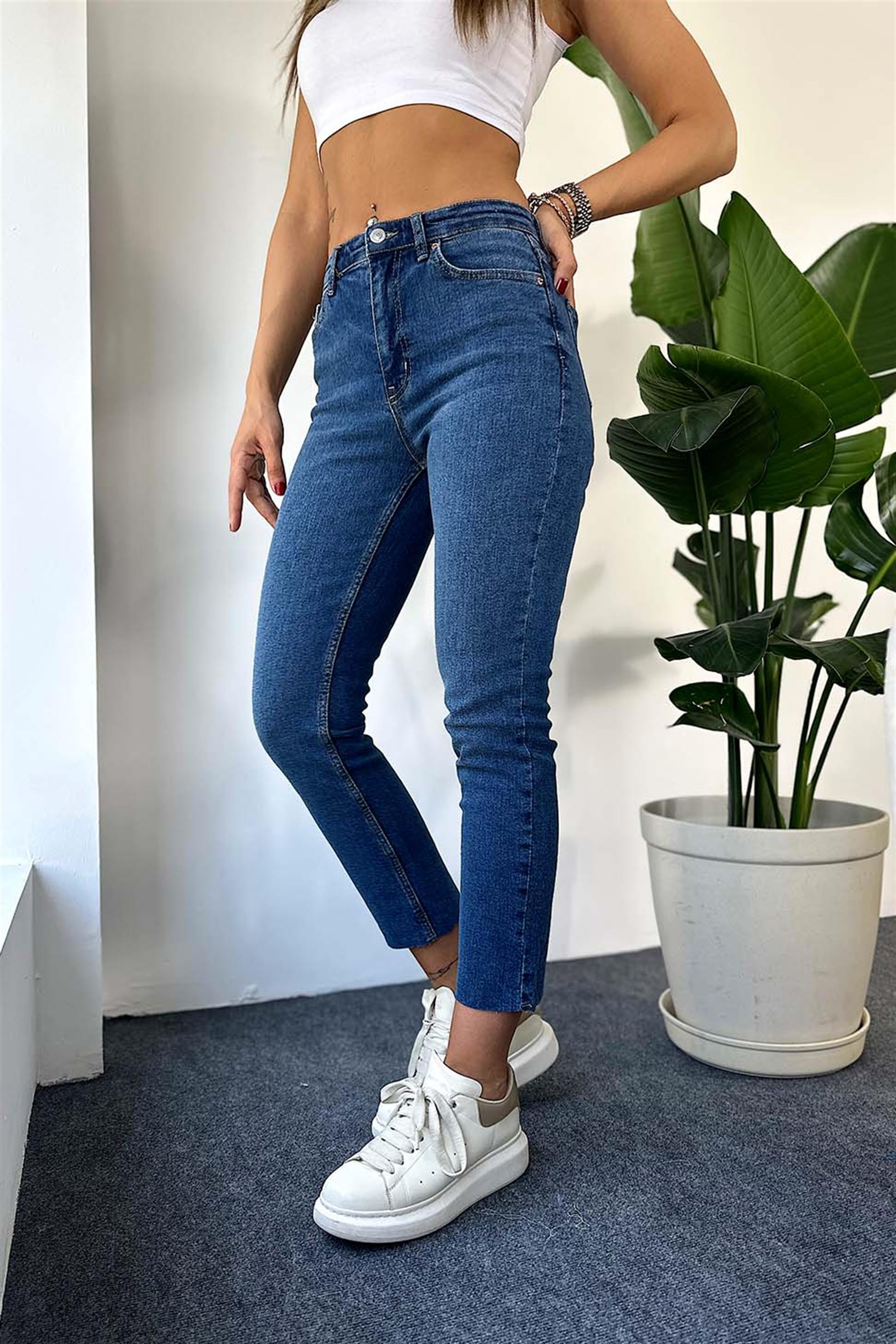 Yüksek Bel Paçası Kesik Likralı Mom Jean Pantolon Mavi · 7