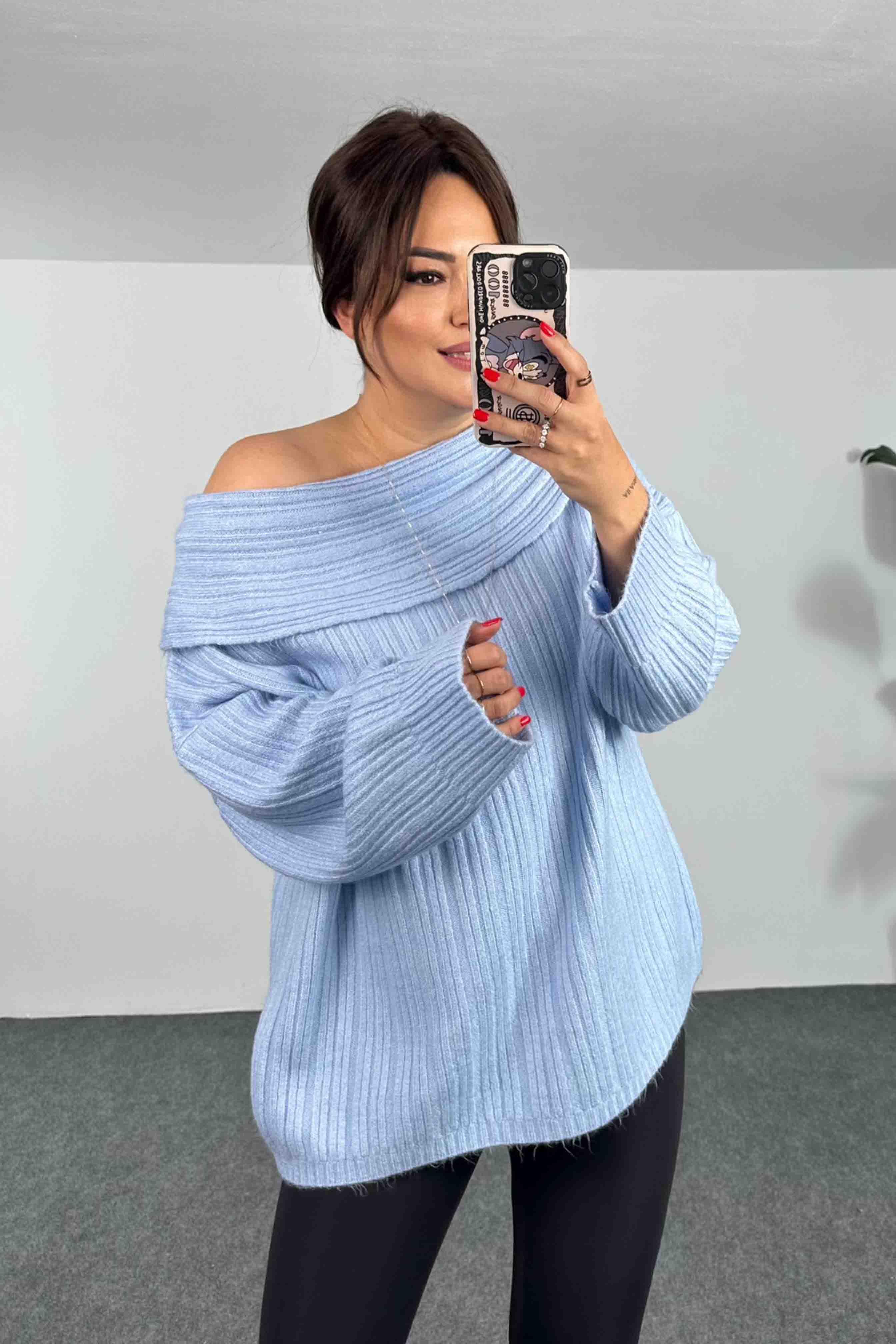 Yumoş Örme Geniş Madonna Yaka Kadın Kazak Bebe Mavisi