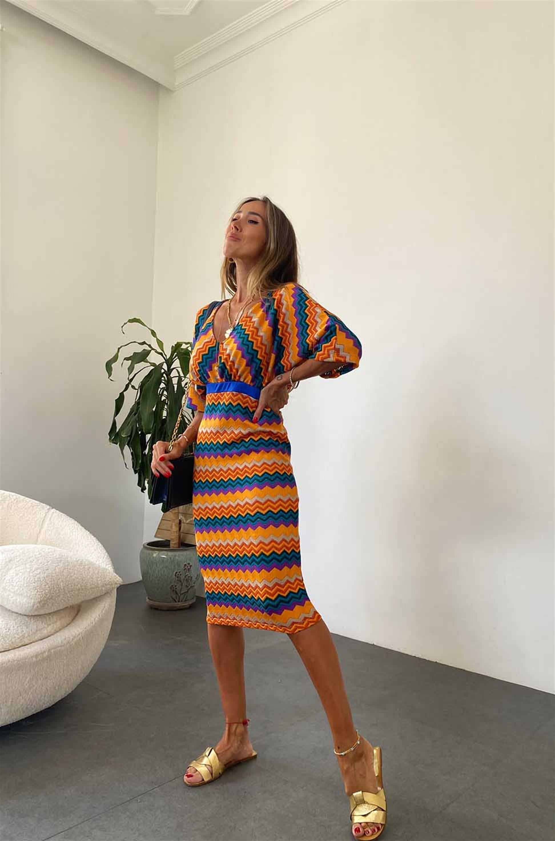 Zigzag Desen V Yaka Sırt Dekolteli Midi Elbise Turuncu