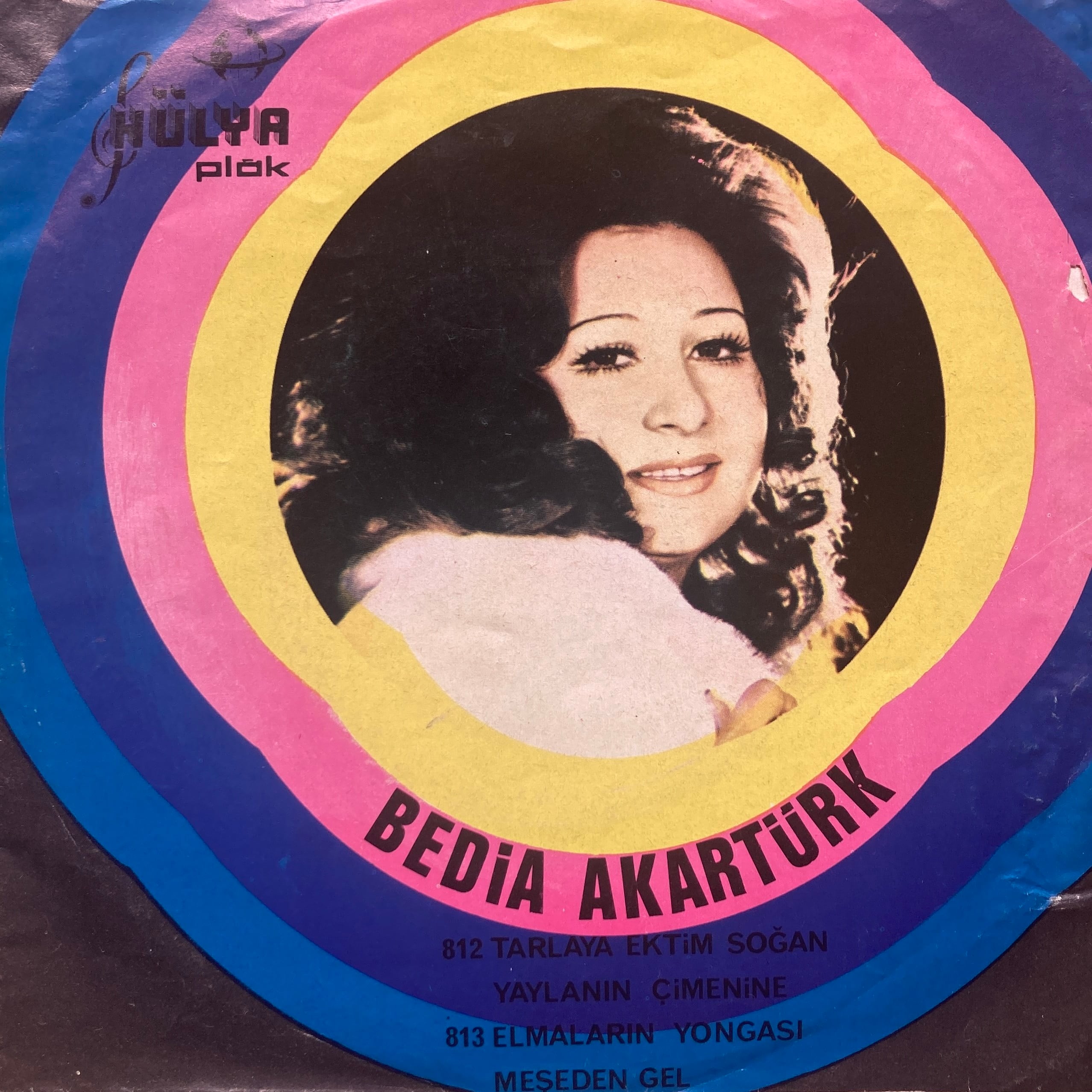 BEDIA AKARTÜRK – ELMALARIN YONGASI/ MEŞE'DEN GEL