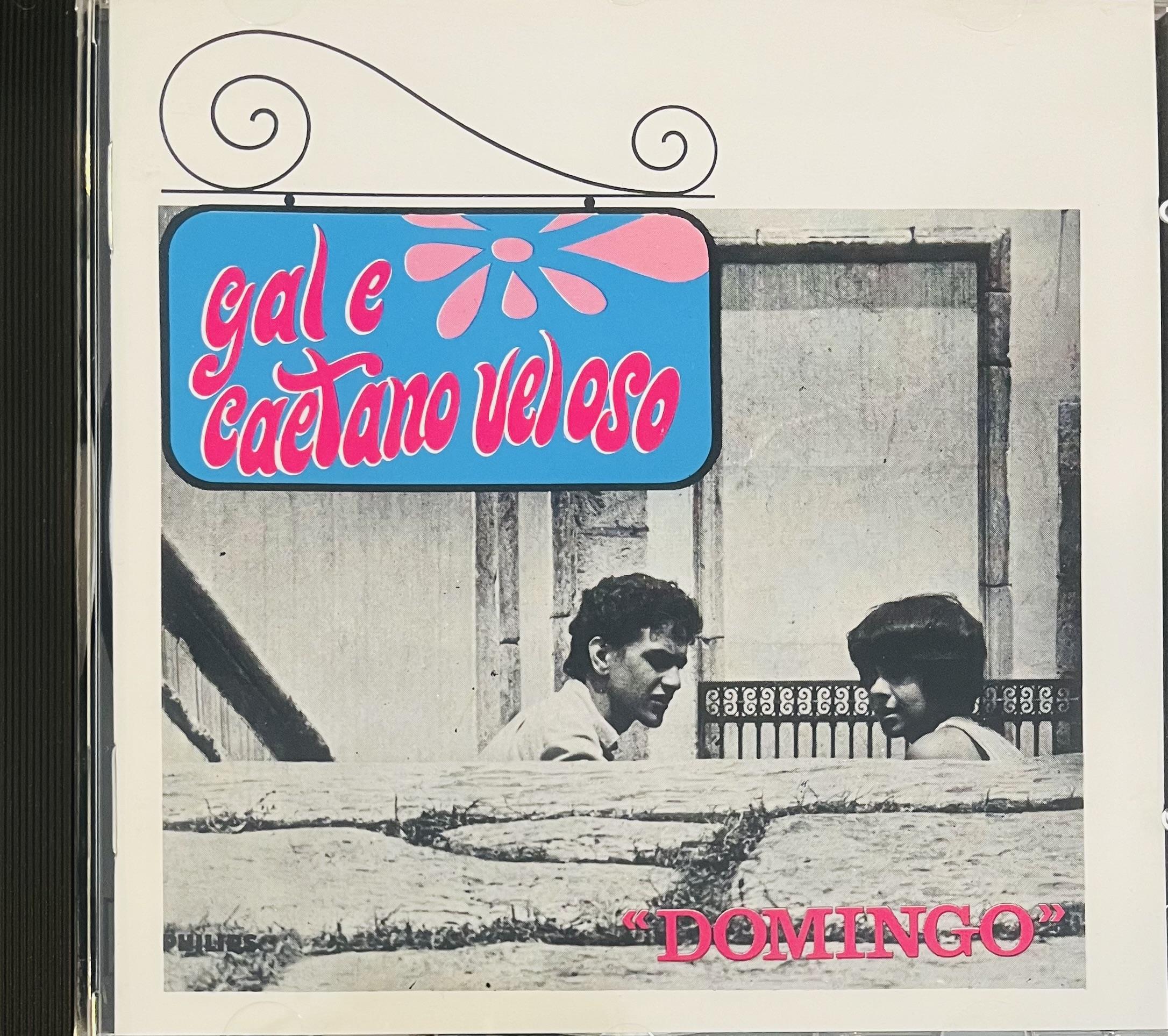 CAETANO VELOSO AND GAL COSTA - DOMINGO 