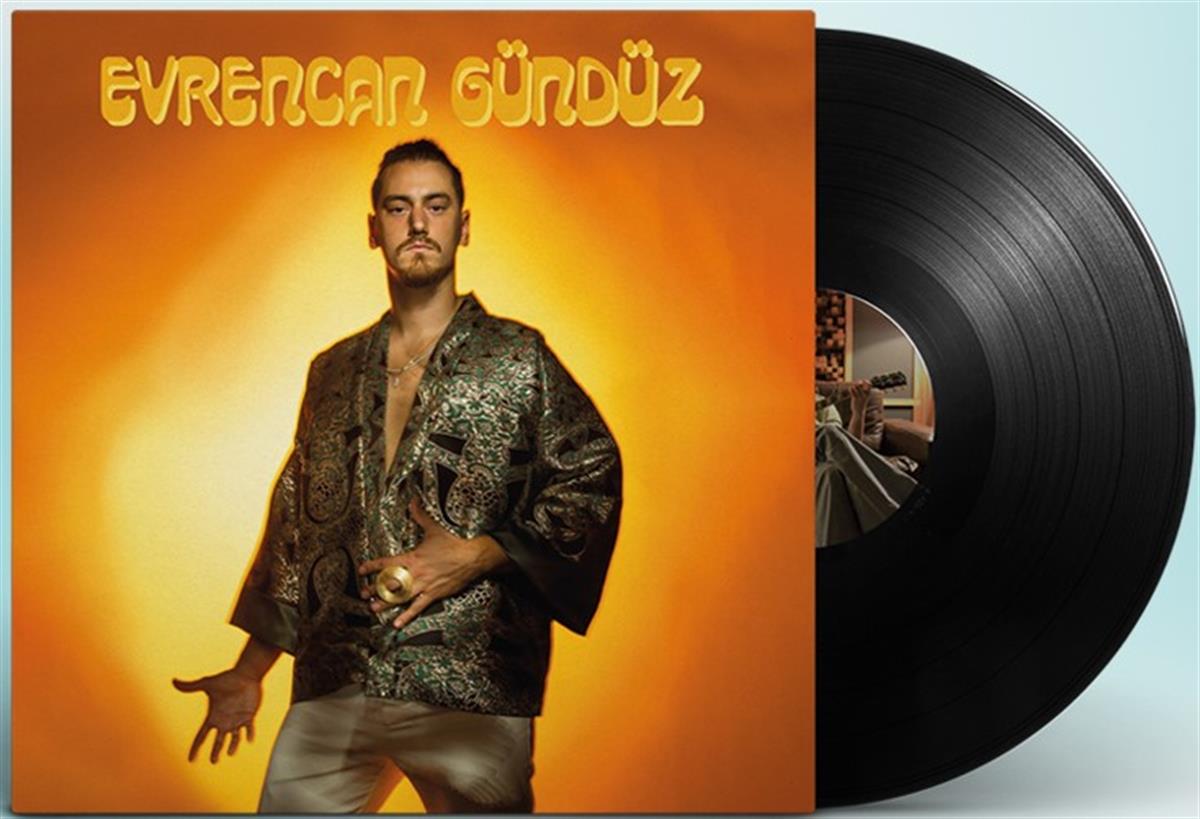 ENRENCAN GÜNDÜZ - YİNE YOL GÖRÜNDÜ GURBETE / DAĞLAR GİDER YOLUNDA (45'LİK & SİYAH RENKLİ PLAK) 