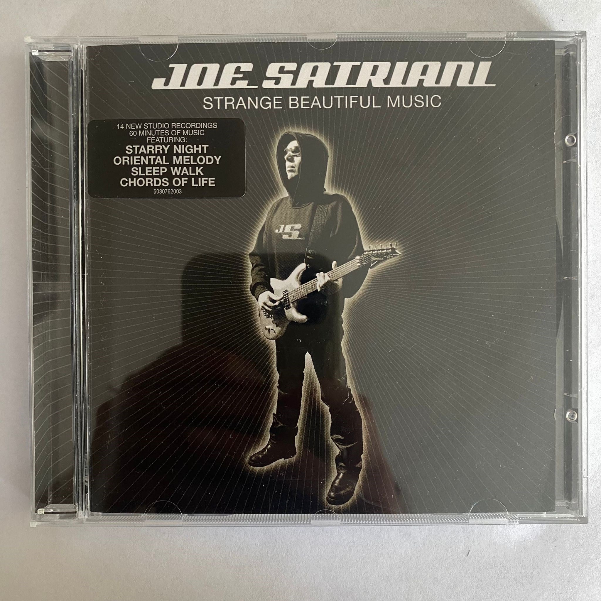 JOE SATRIANI - STRANGE BEAUTIFUL MUSIC