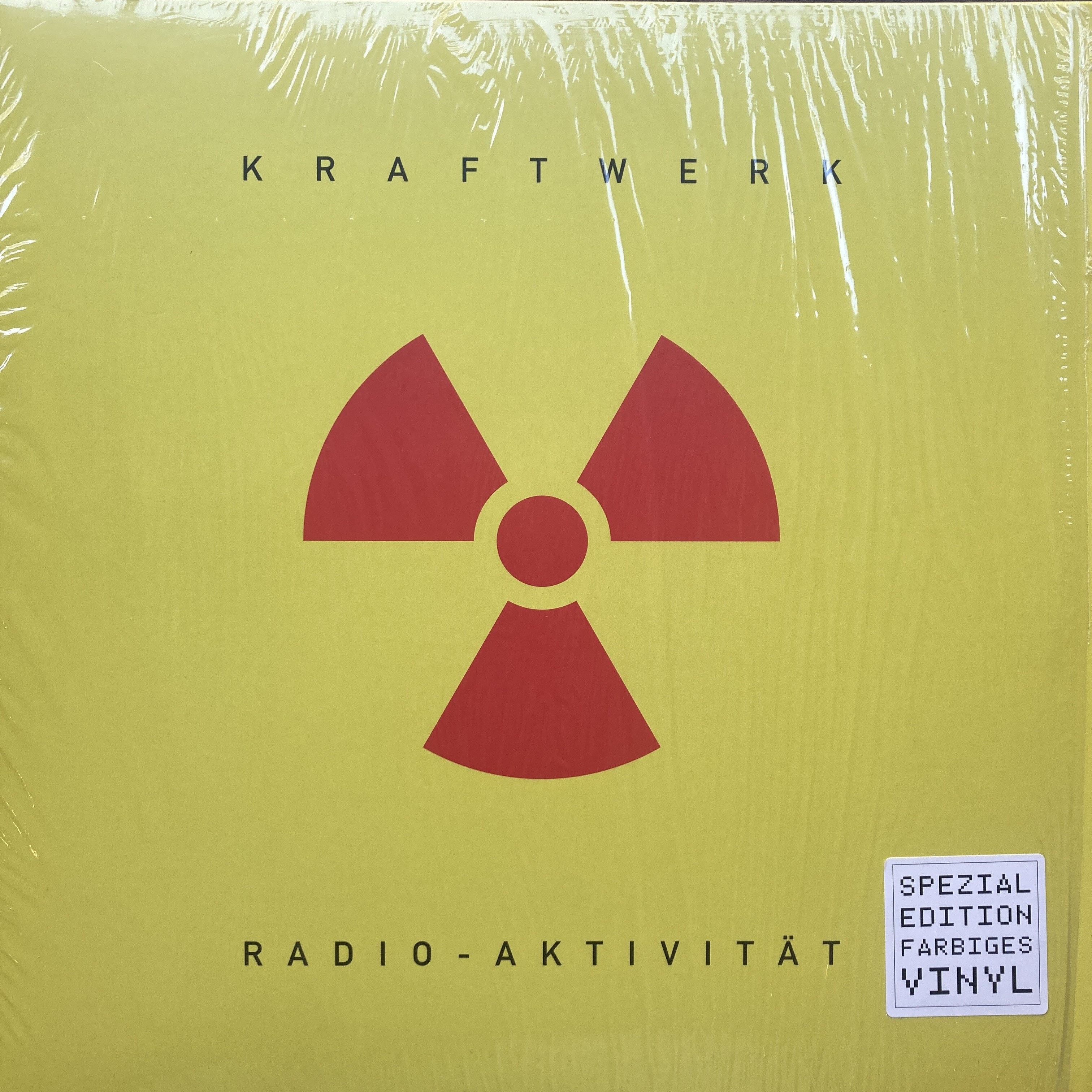 KRAFTWERK – RADIO-AKTIVITÄT