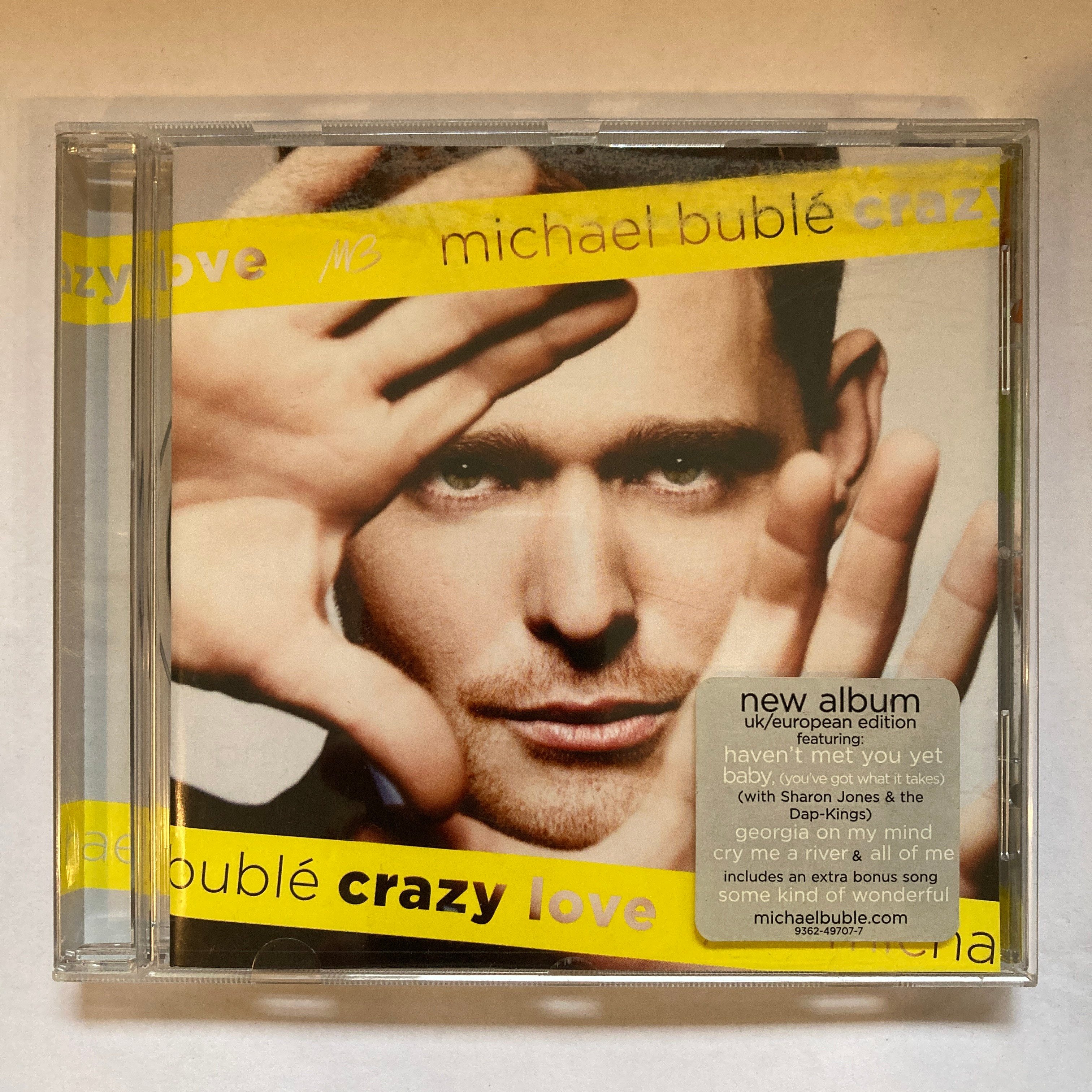 MICHAEL BUBLÉ – CRAZY LOVE