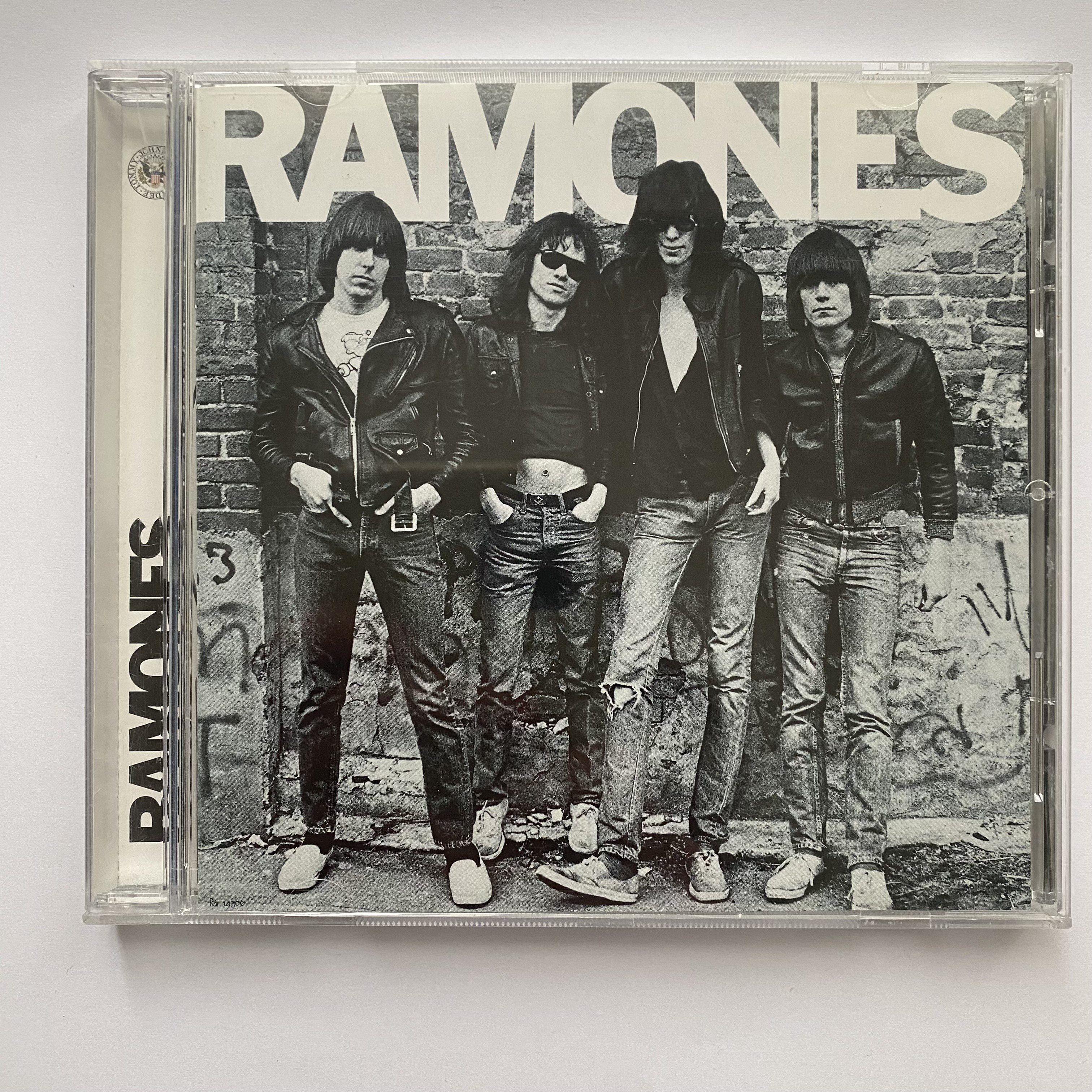 RAMONES - RAMONES
