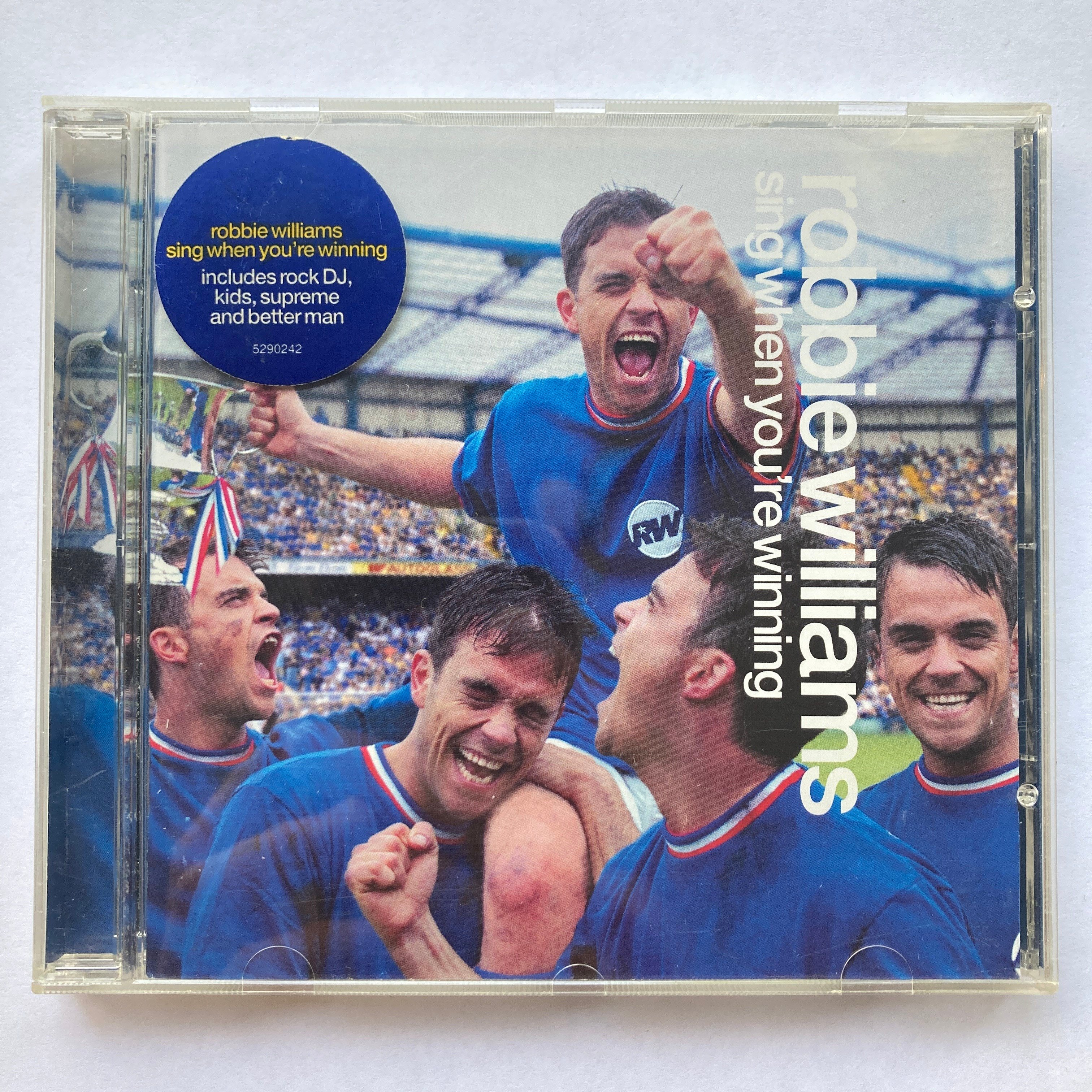 ROBBIE WILLIAMS – SING WHEN YOU'RE WINNING