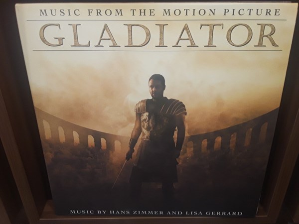 Песня из гладиатора ремикс. Ханс Циммер Гладиатор. OST Гладиатор. OST "Gladiator".