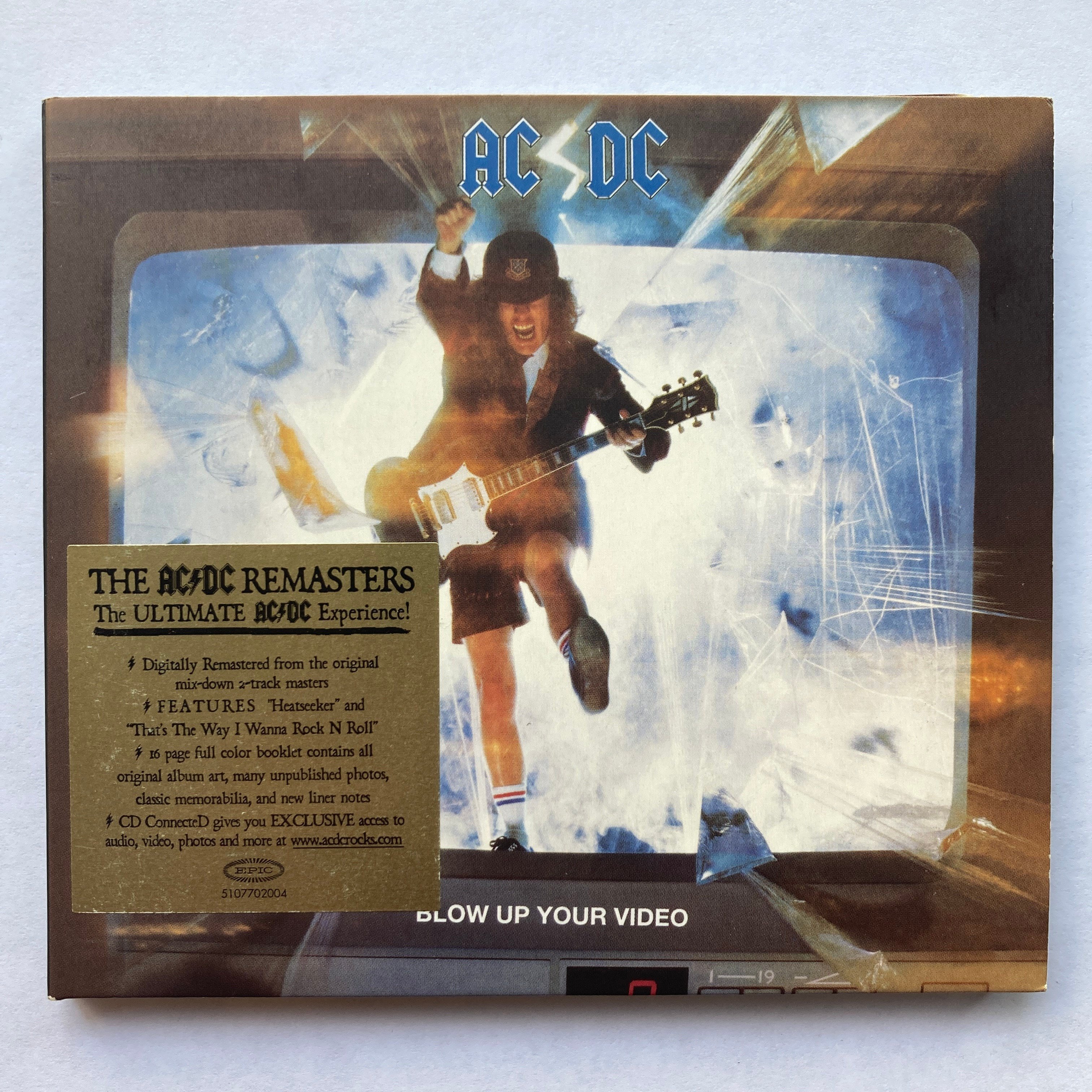 AC / DC - BLOW UP YOUR VIDEO