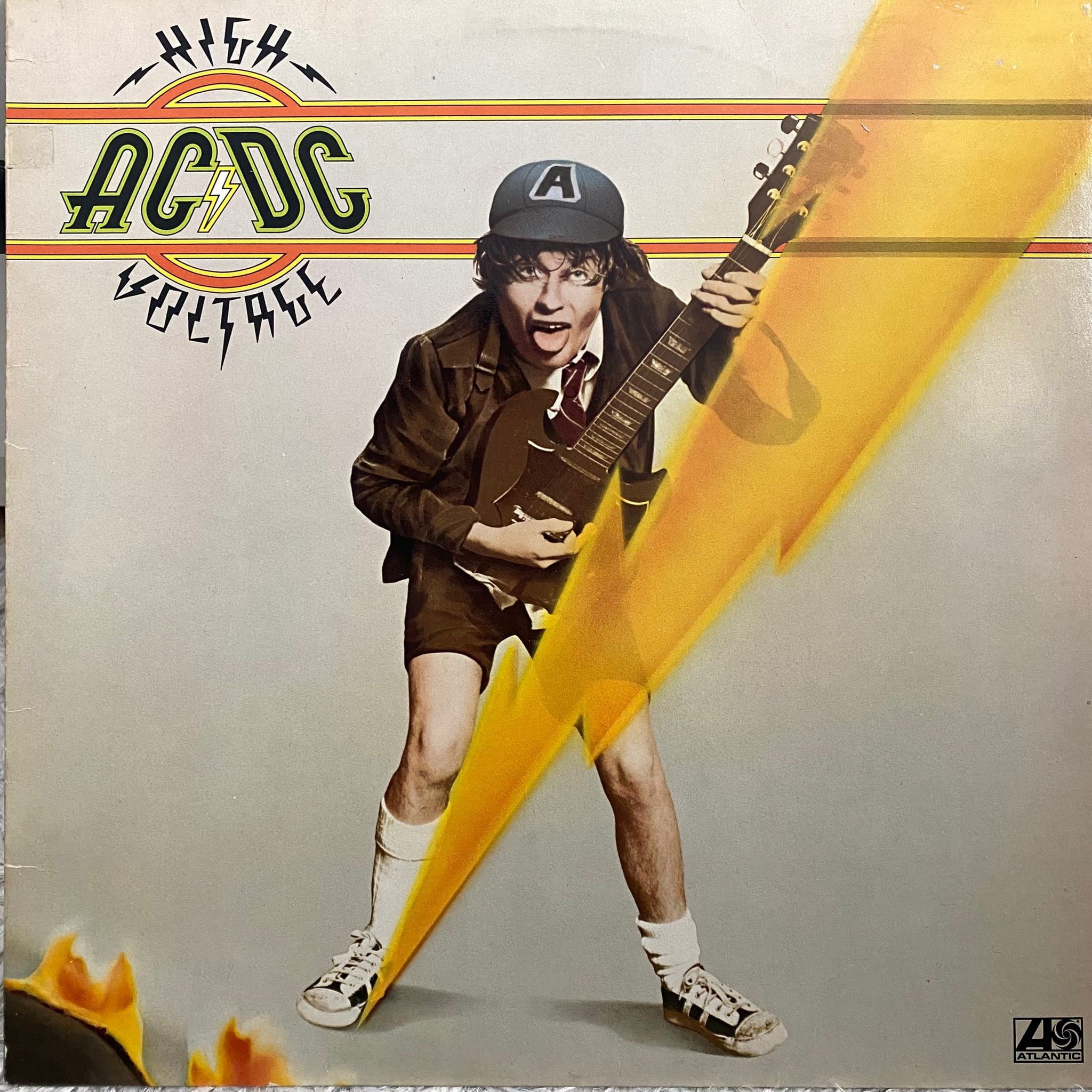 AC/DC - HIGH VOLTAGE