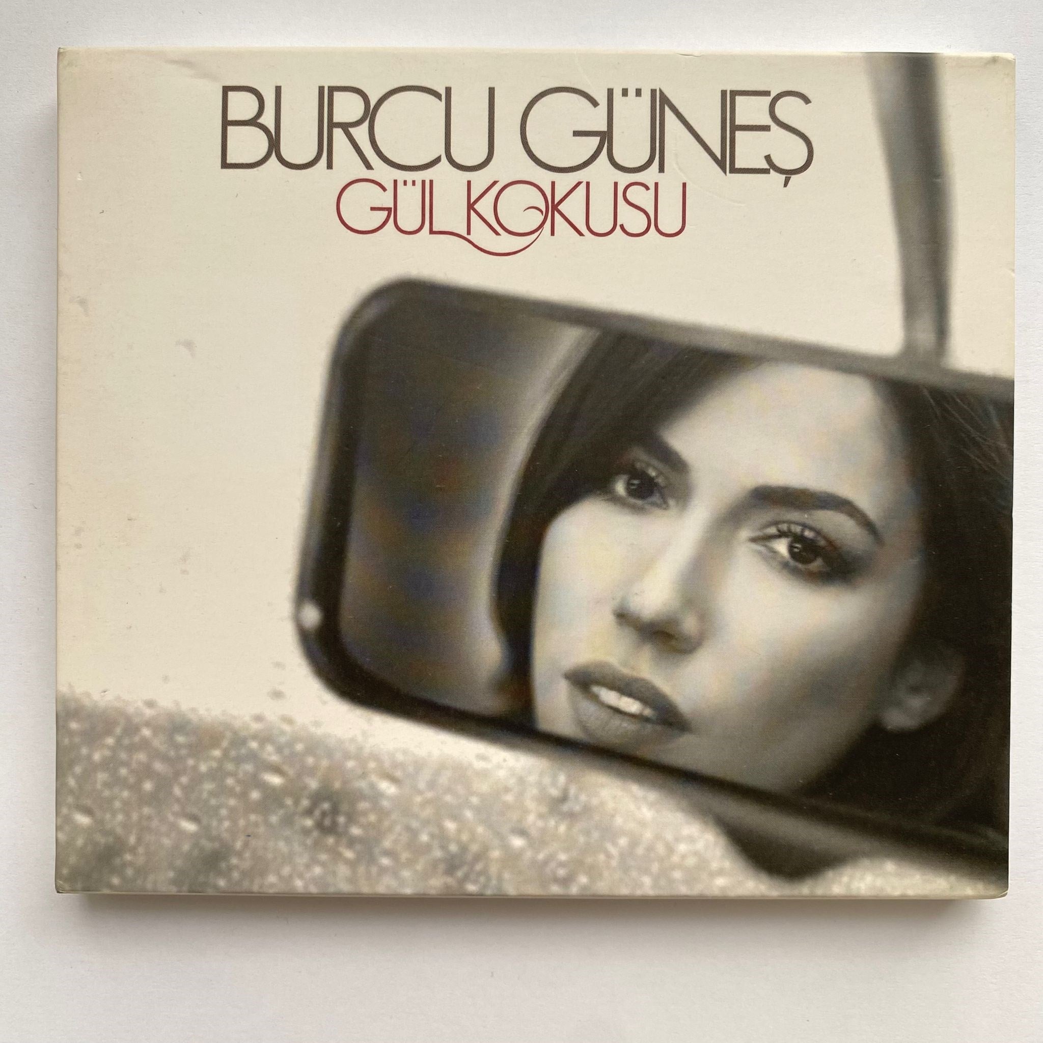 BURCU GÜNEŞ - GÜL KOKUSU