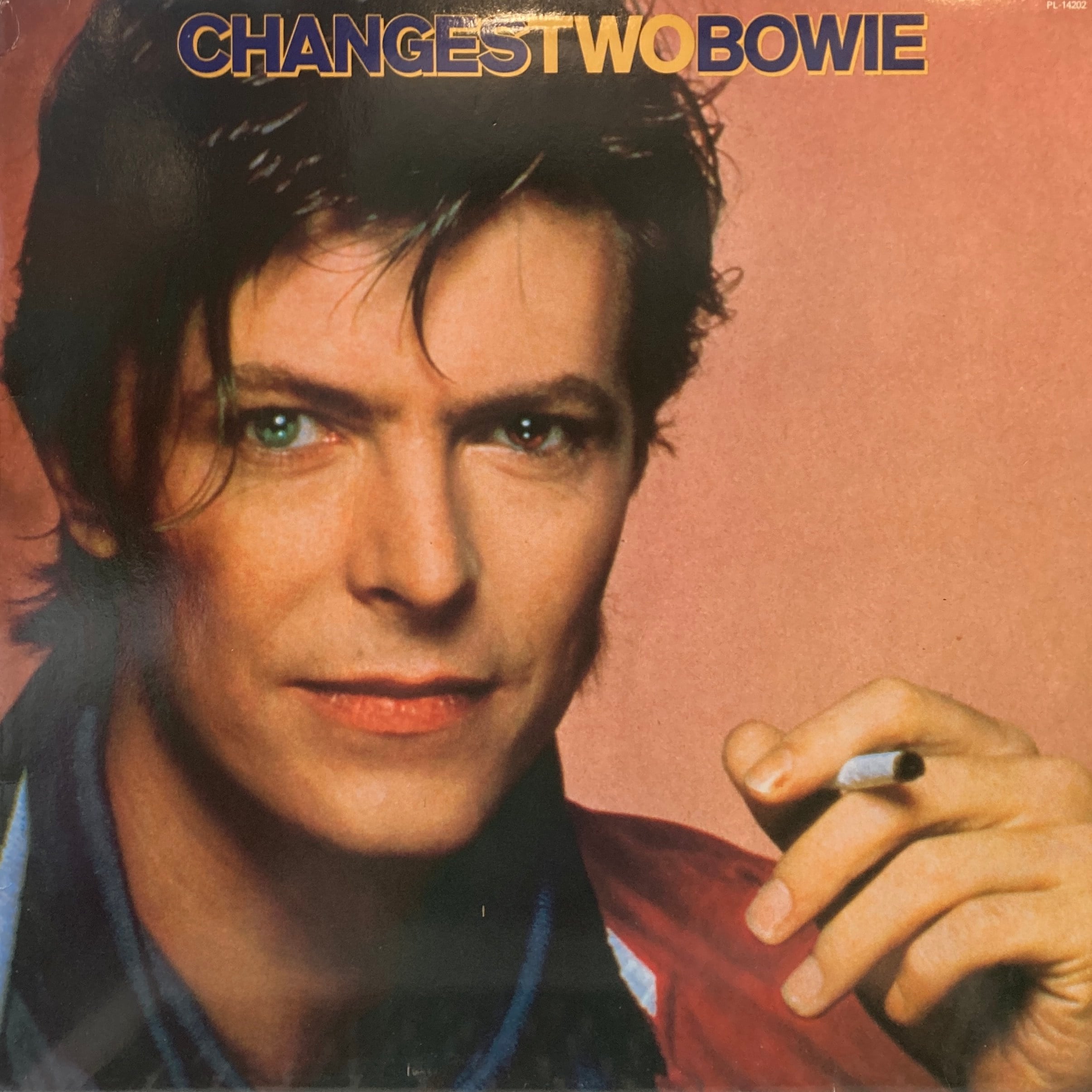 DAVID BOWIE – CHANGESTWOBOWIE