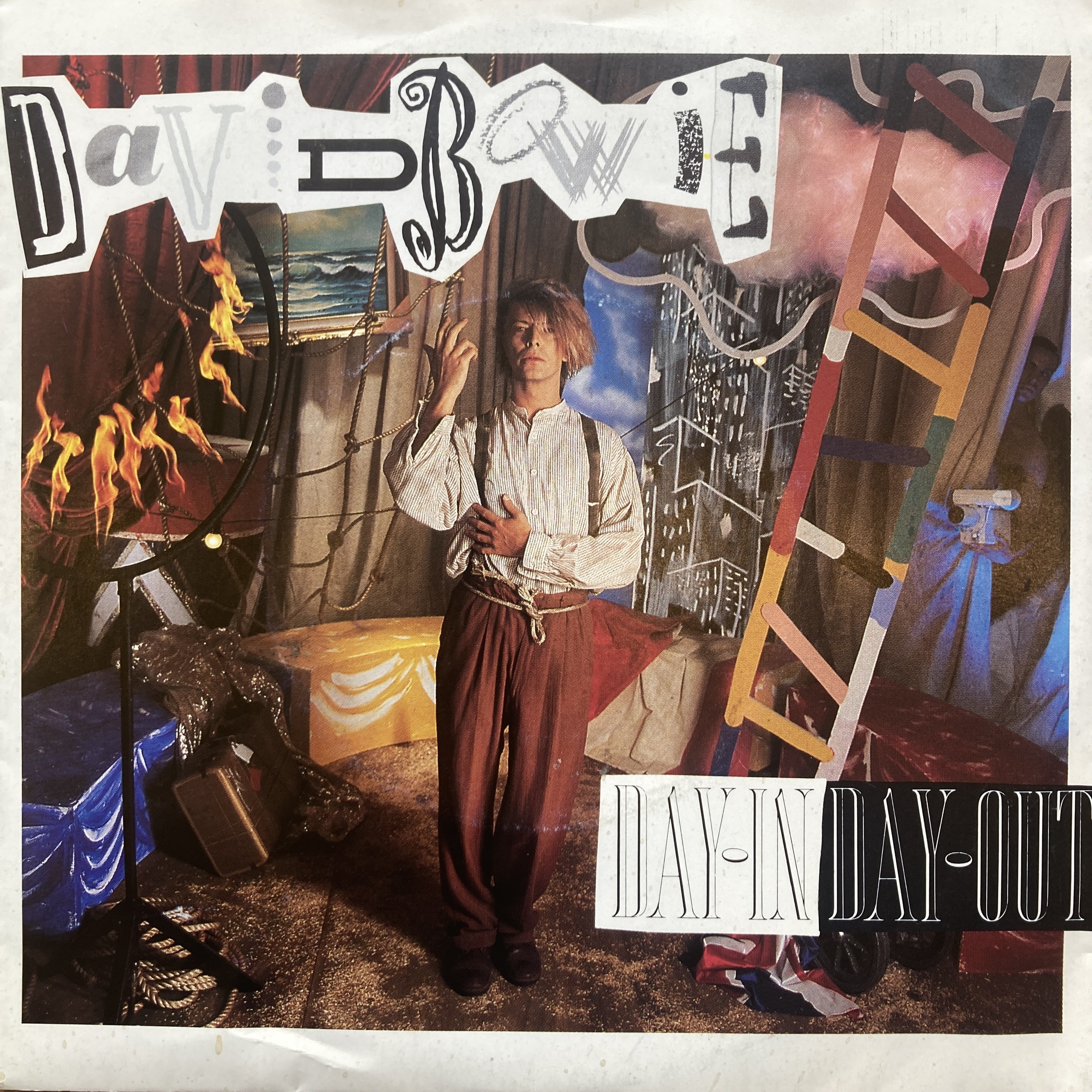 DAVID BOWIE - DAY-IN DAY-OUT