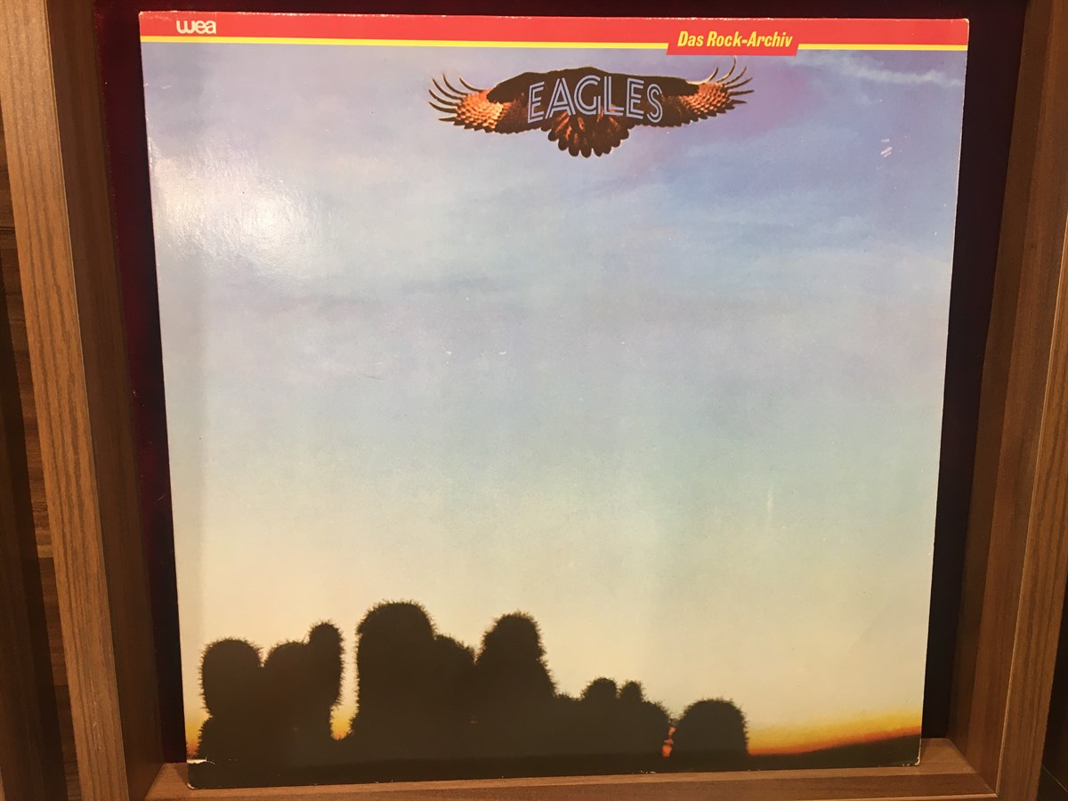 EAGLES - THE EAGLES