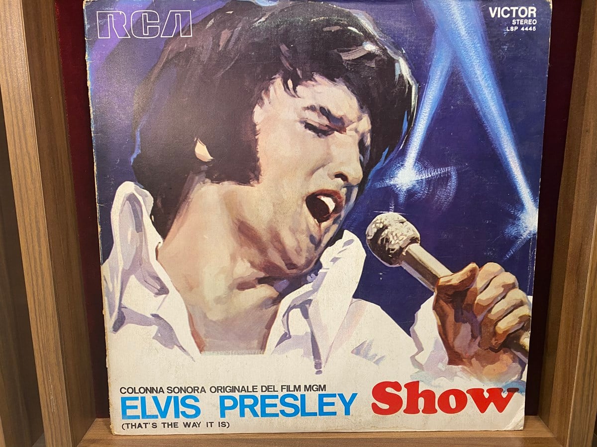 ELVIS PRESLEY - ELVIS PRESLEY SHOW