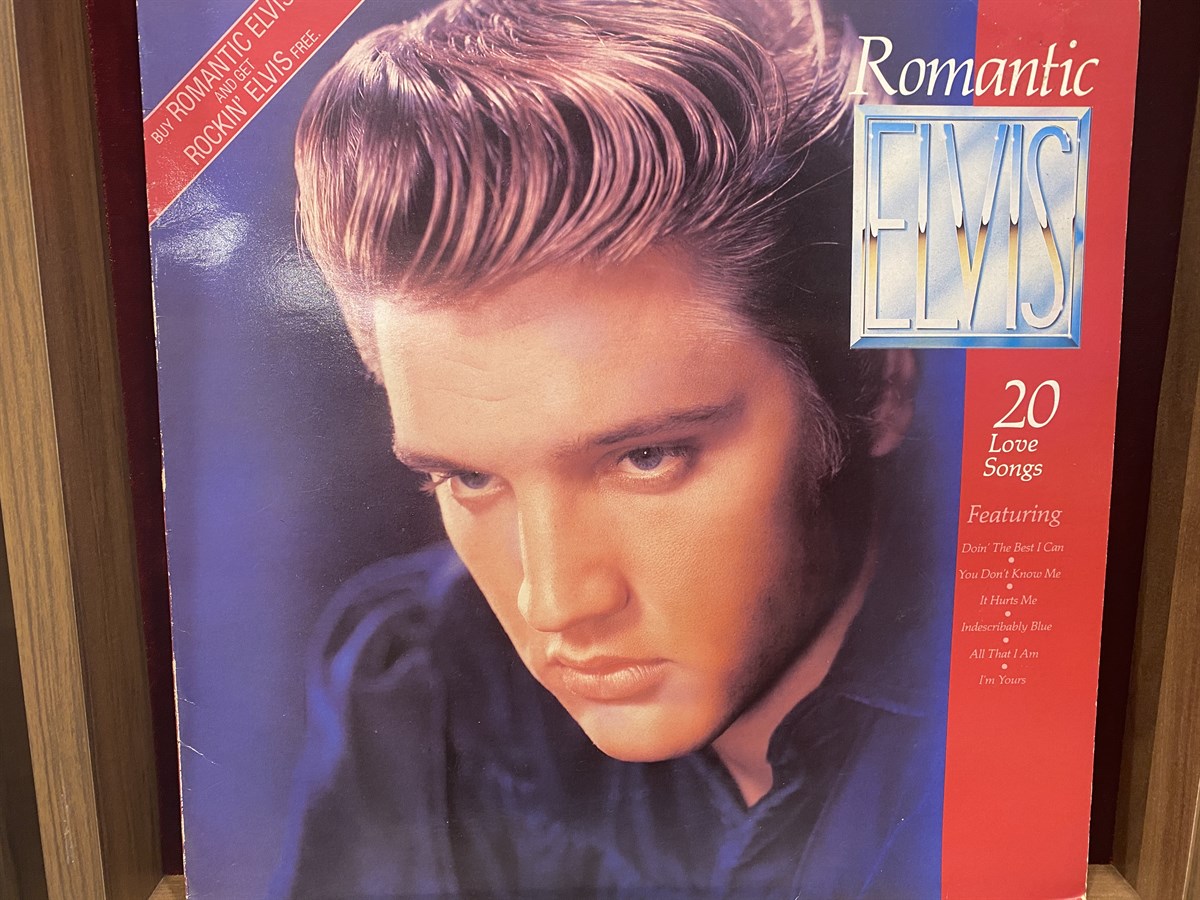 ELVIS PRESLEY - ROMANTIC ELVIS - 20 LOVE SONGS