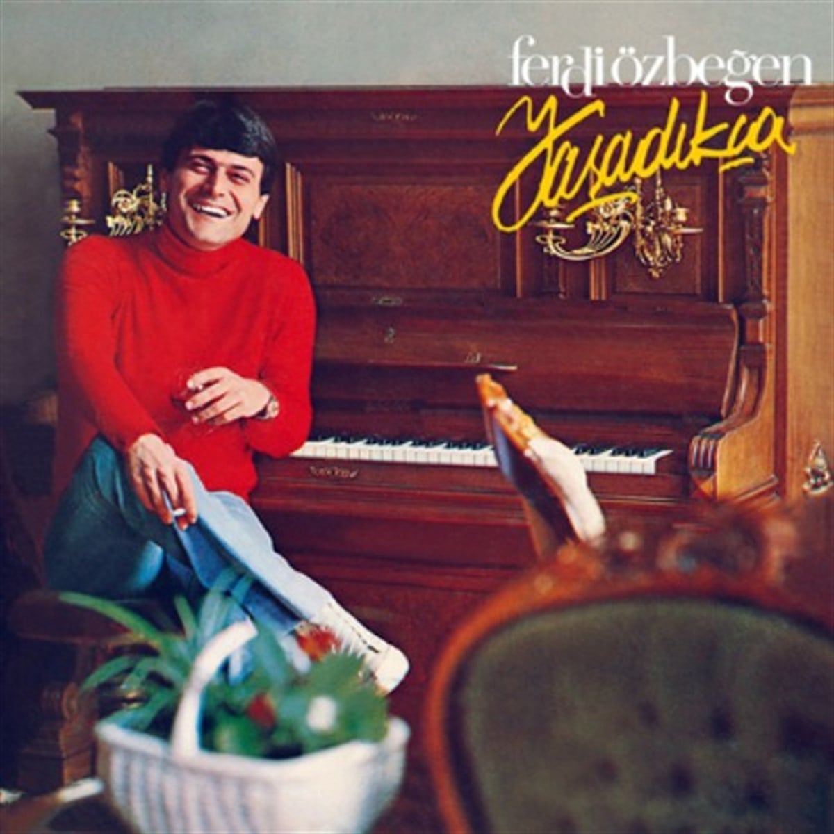 FERDİ ÖZBEĞEN - YAŞADIKÇA