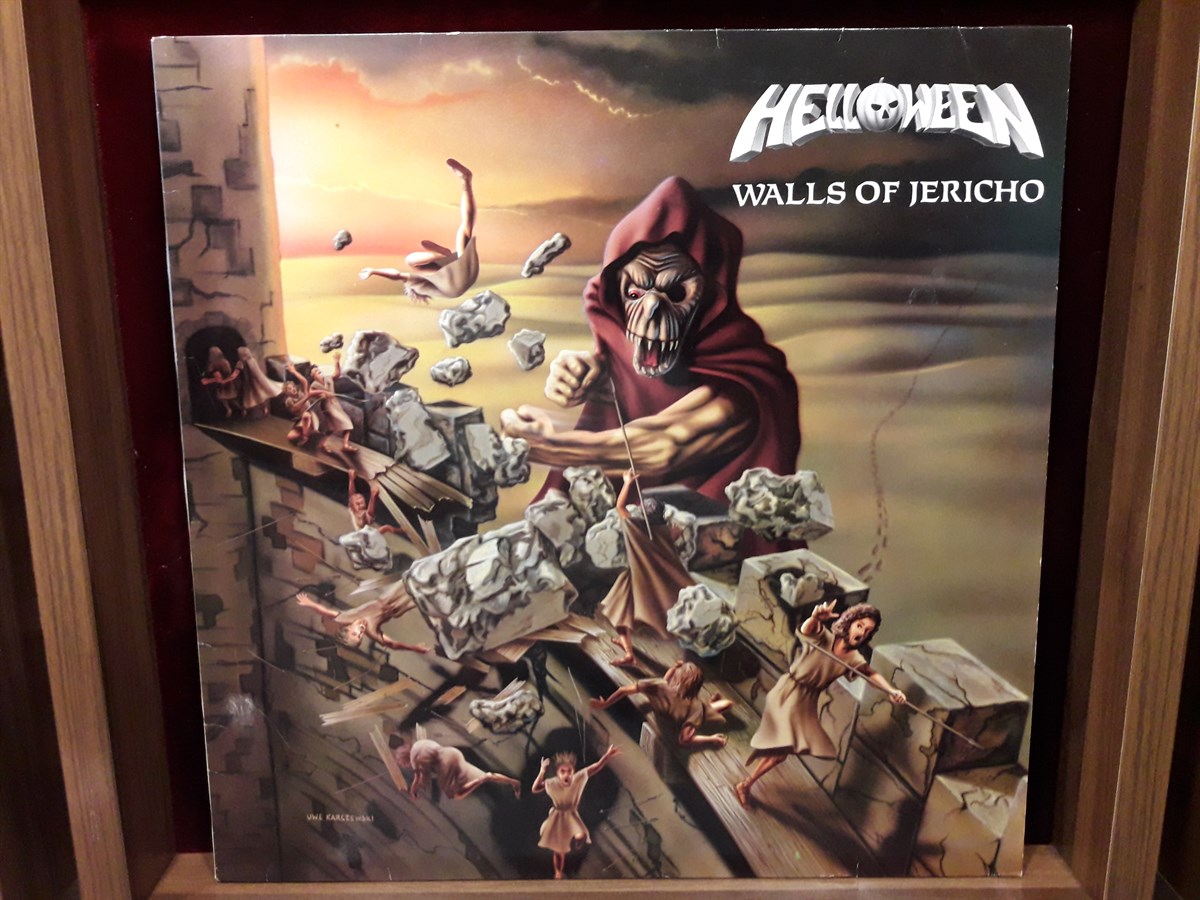 HELLOWEEN - WALLS OF JERICHO 