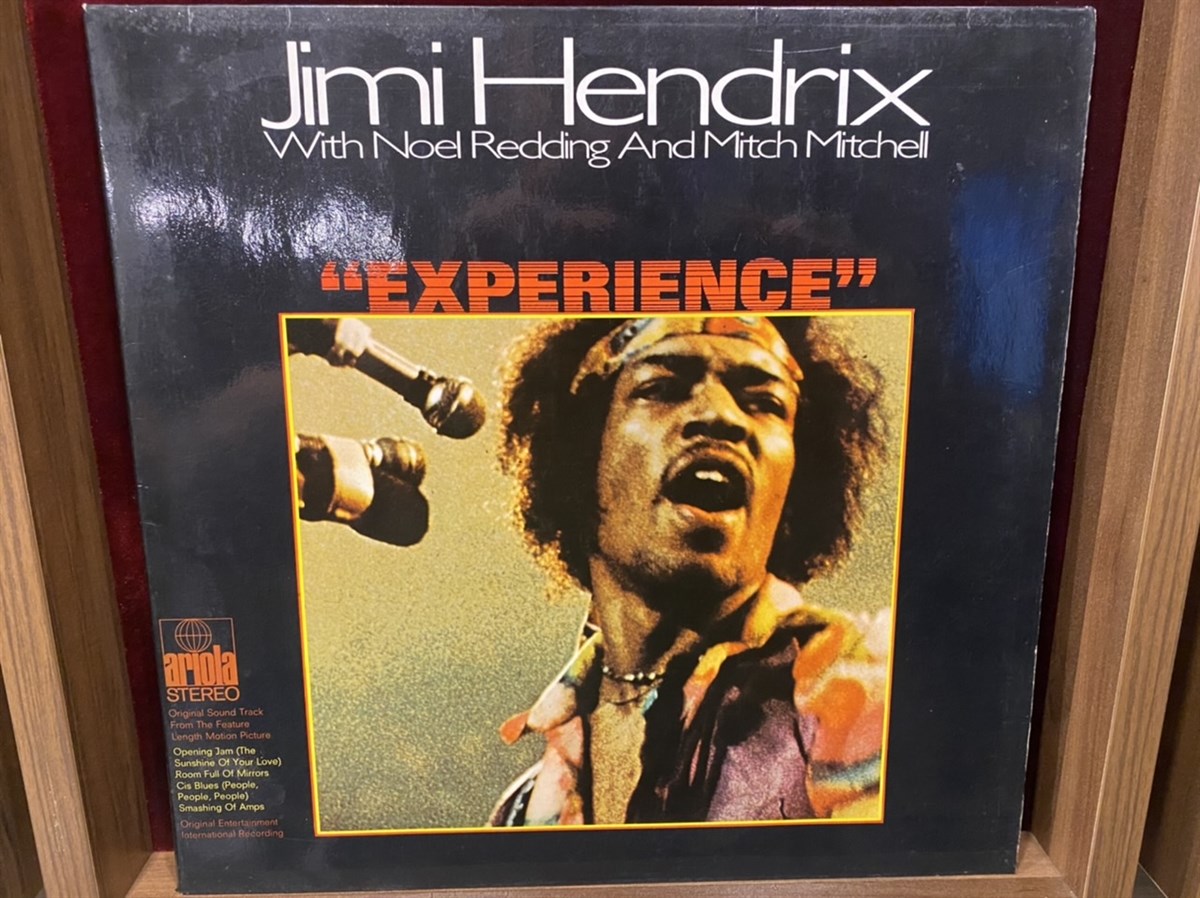 JIMI HENDRIX WITH NOEL REDDING AND MITCH MITCHELL - EXPERIENCE