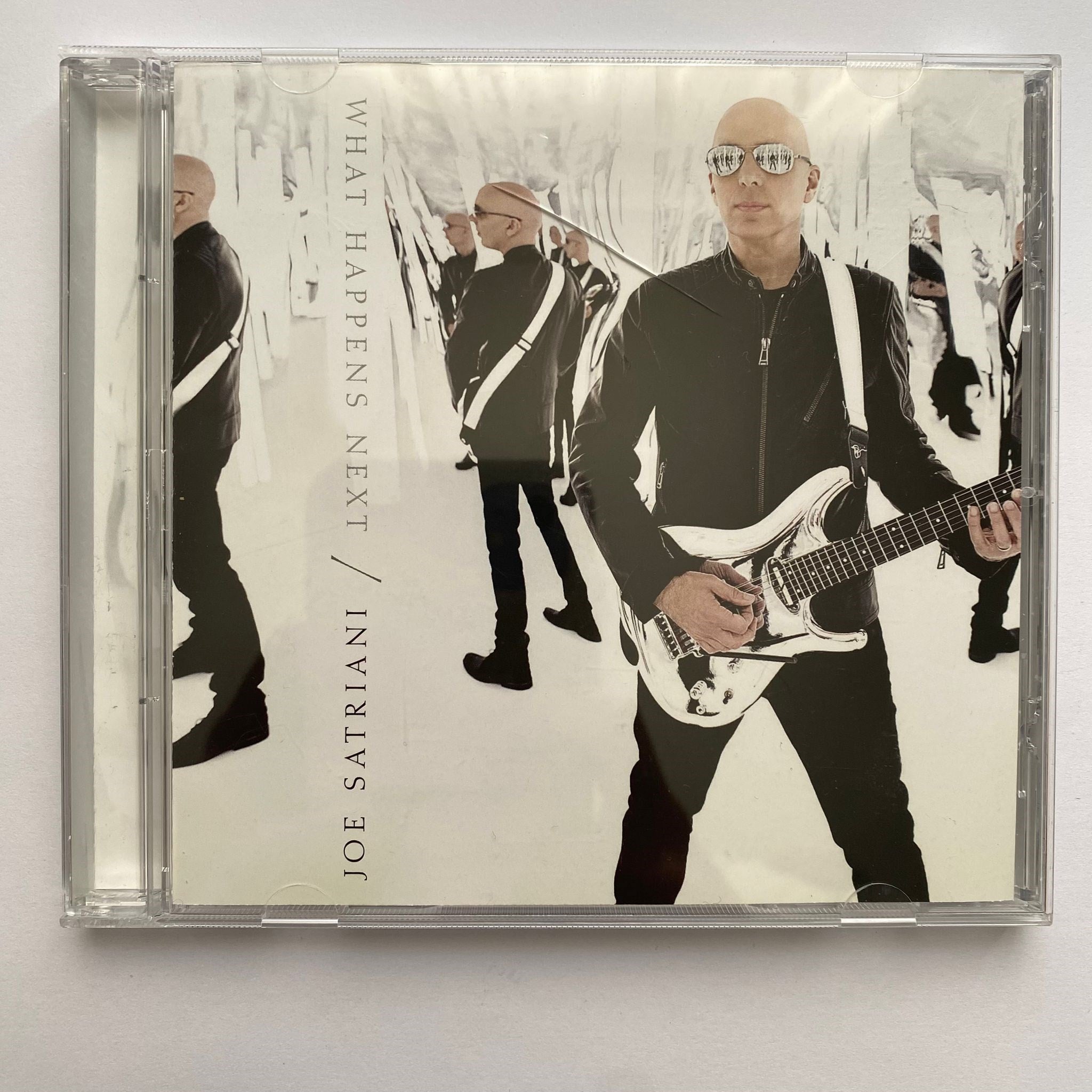 JOE SATRIANI - WHAT HAPPENS NEXT